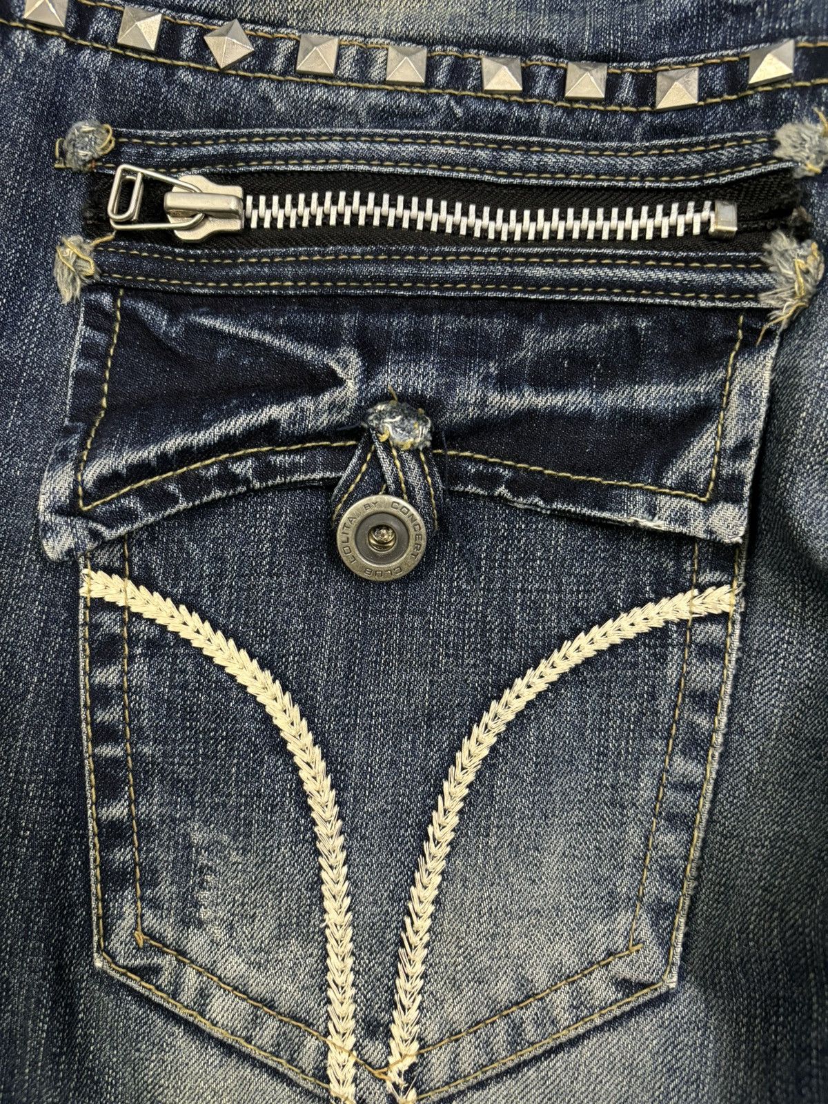 Beauty Beast Vintage Lolita x Beast Studded Flare Distressed Punk Jeans Size US 35 - 15 Thumbnail