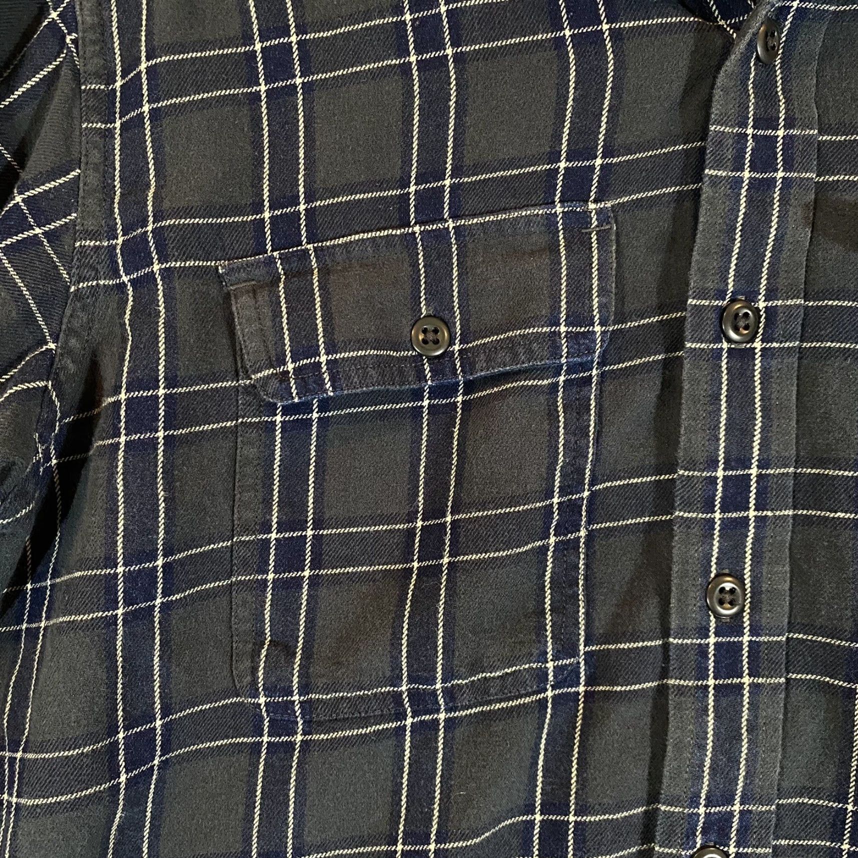 Filson VINTAGE Filson Shirt Mens Large Blue Plaid Button-Up Long Sleeve Flannel Hiking Size US L / EU 52-54 / 3 - 4 Thumbnail