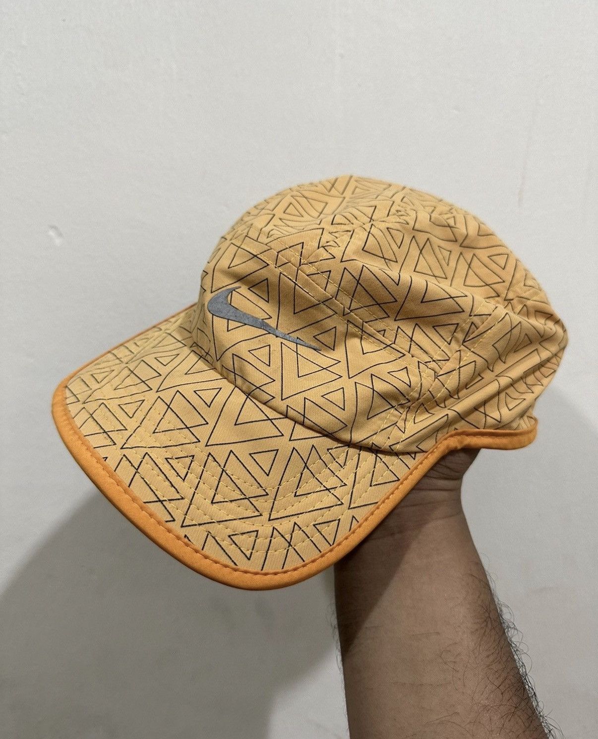 Nike AW84 Nike Hat Size ONE SIZE - 1 Thumbnail