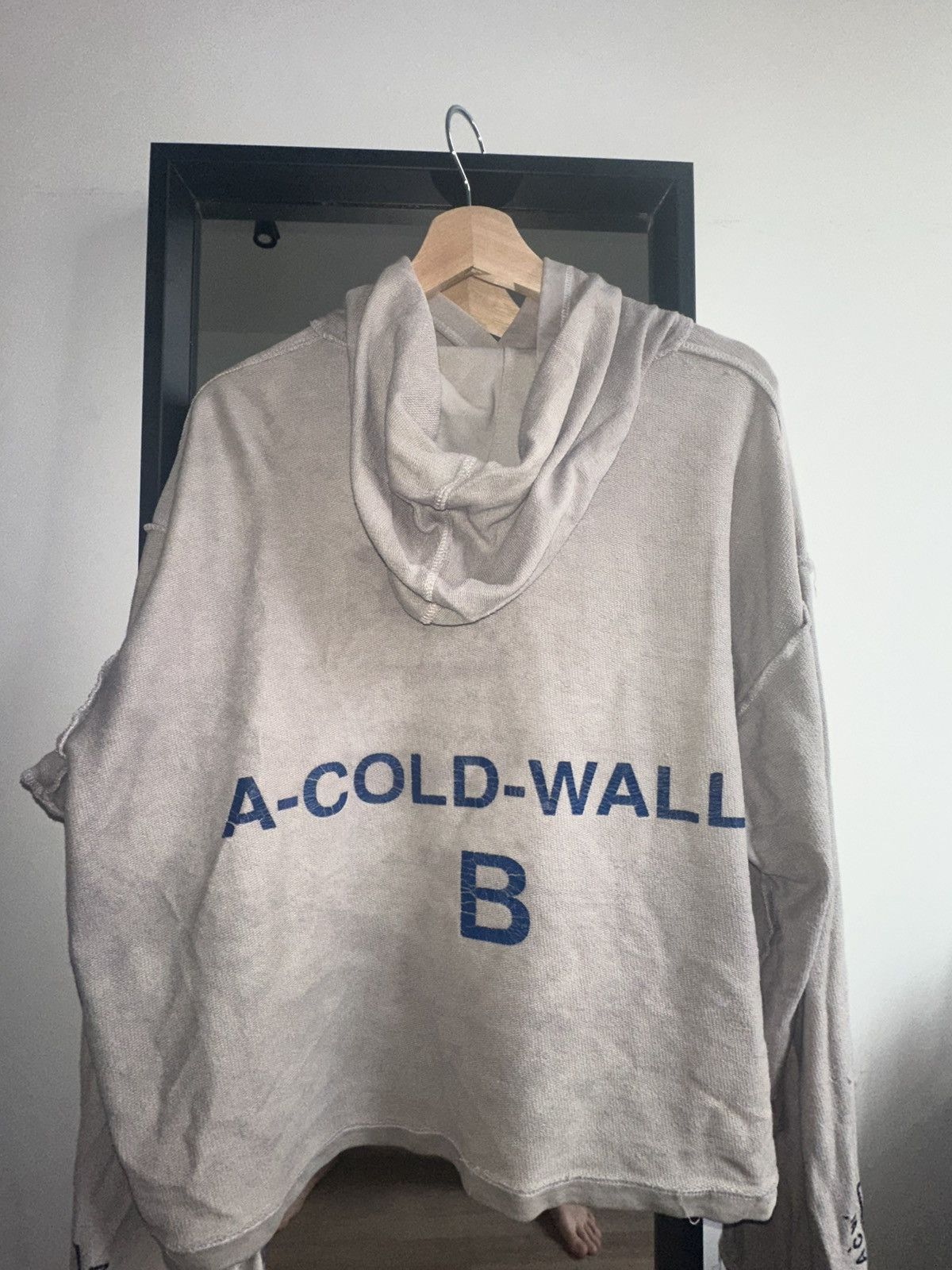 A-COLD-WALL* A cold wall reversible cropped logo hoodie Size US S / EU 44-46 / 1 - 1 Thumbnail