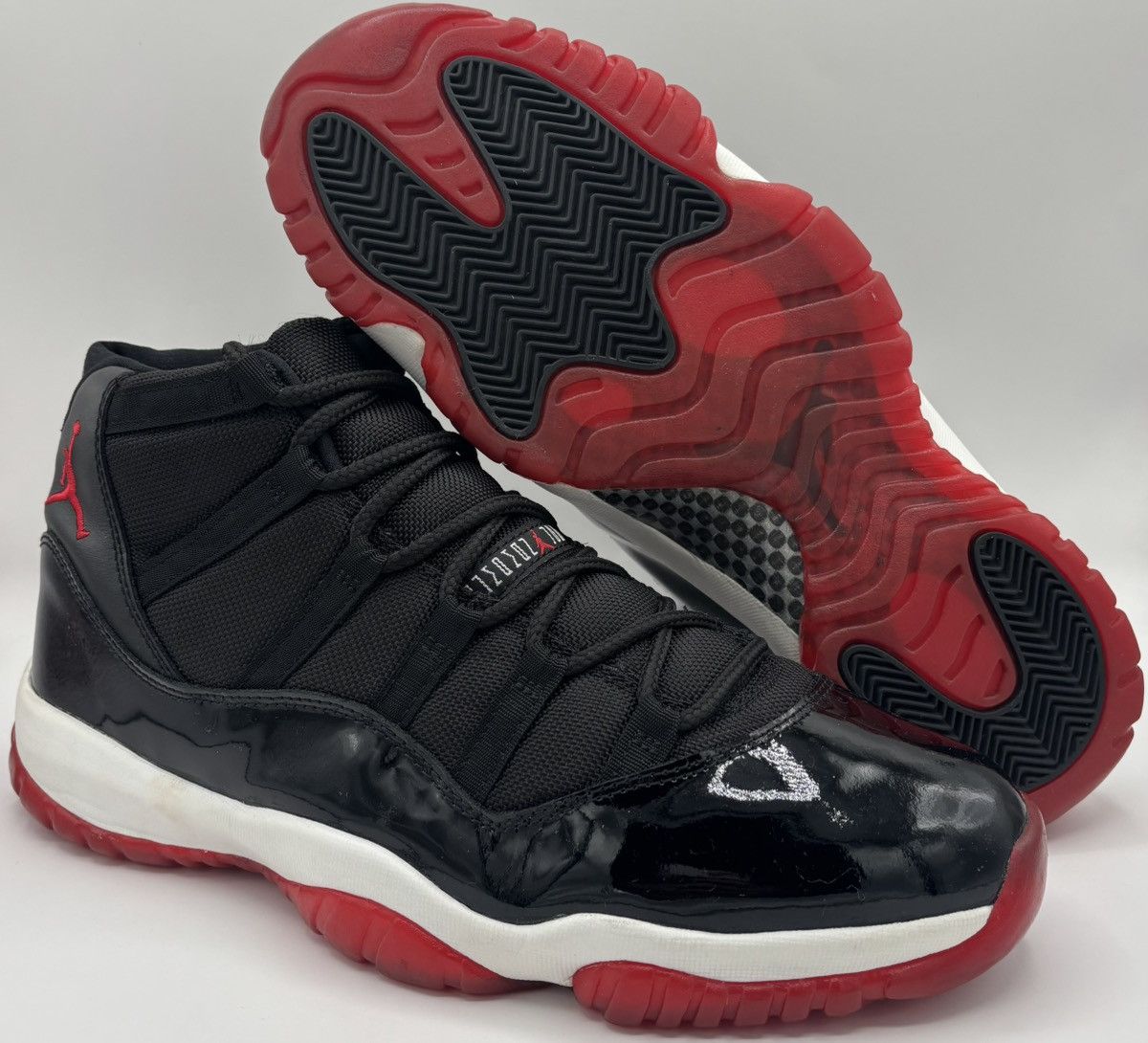 Jordan Brand Jordan 11 Retro Playoffs (2001) Size US 12 / EU 45 - 2 Thumbnail