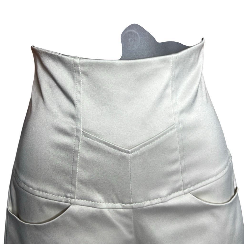 Other Susie Mooratoff High-Waisted Satin Cream Shorts (399) Size 25" / US 0 / IT 36 - 2 Thumbnail