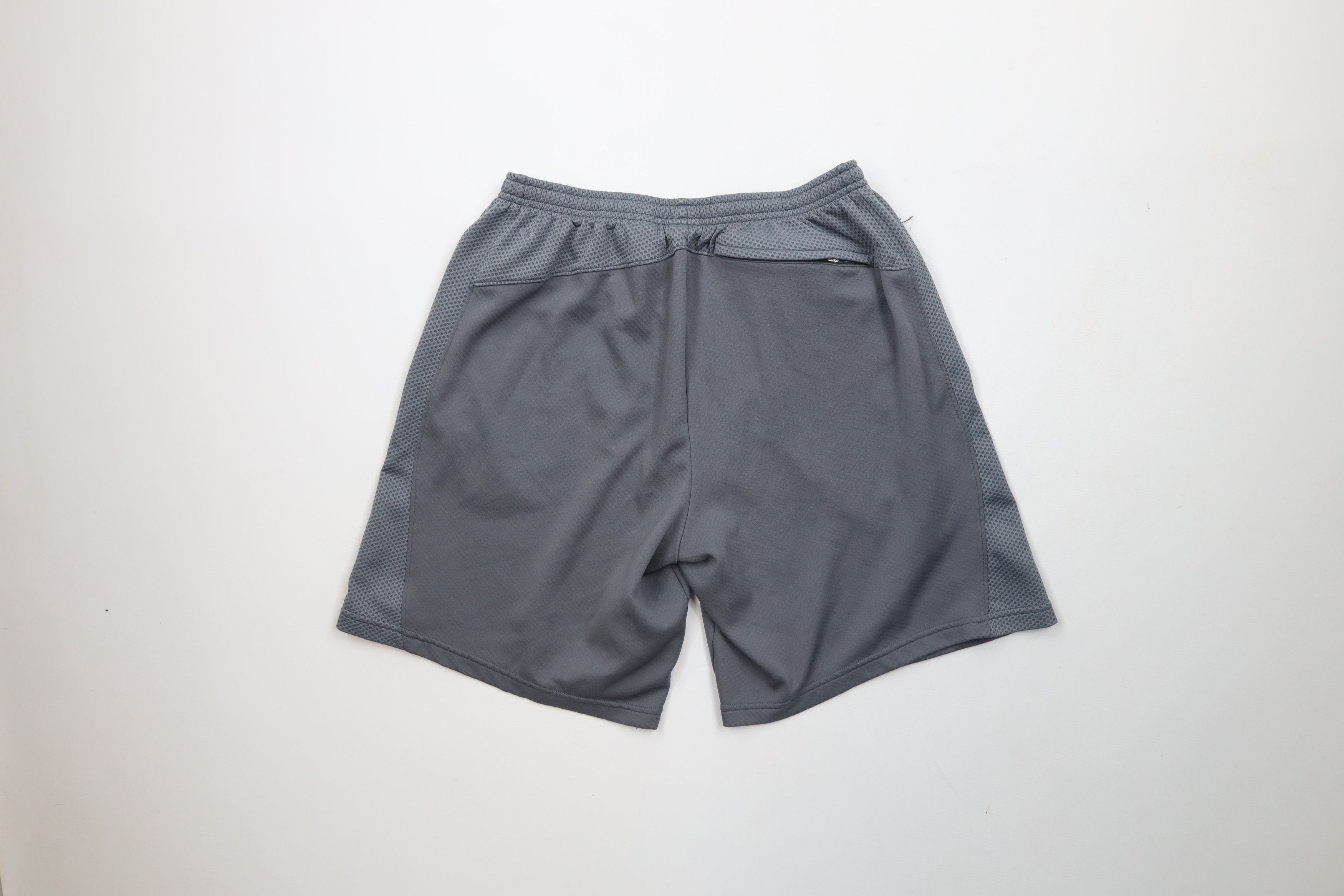 Nike × Vintage Vintage Nike Mini Swoosh Above Knee Shorts Gray Polyester Size US 34 / EU 50 - 9 Thumbnail