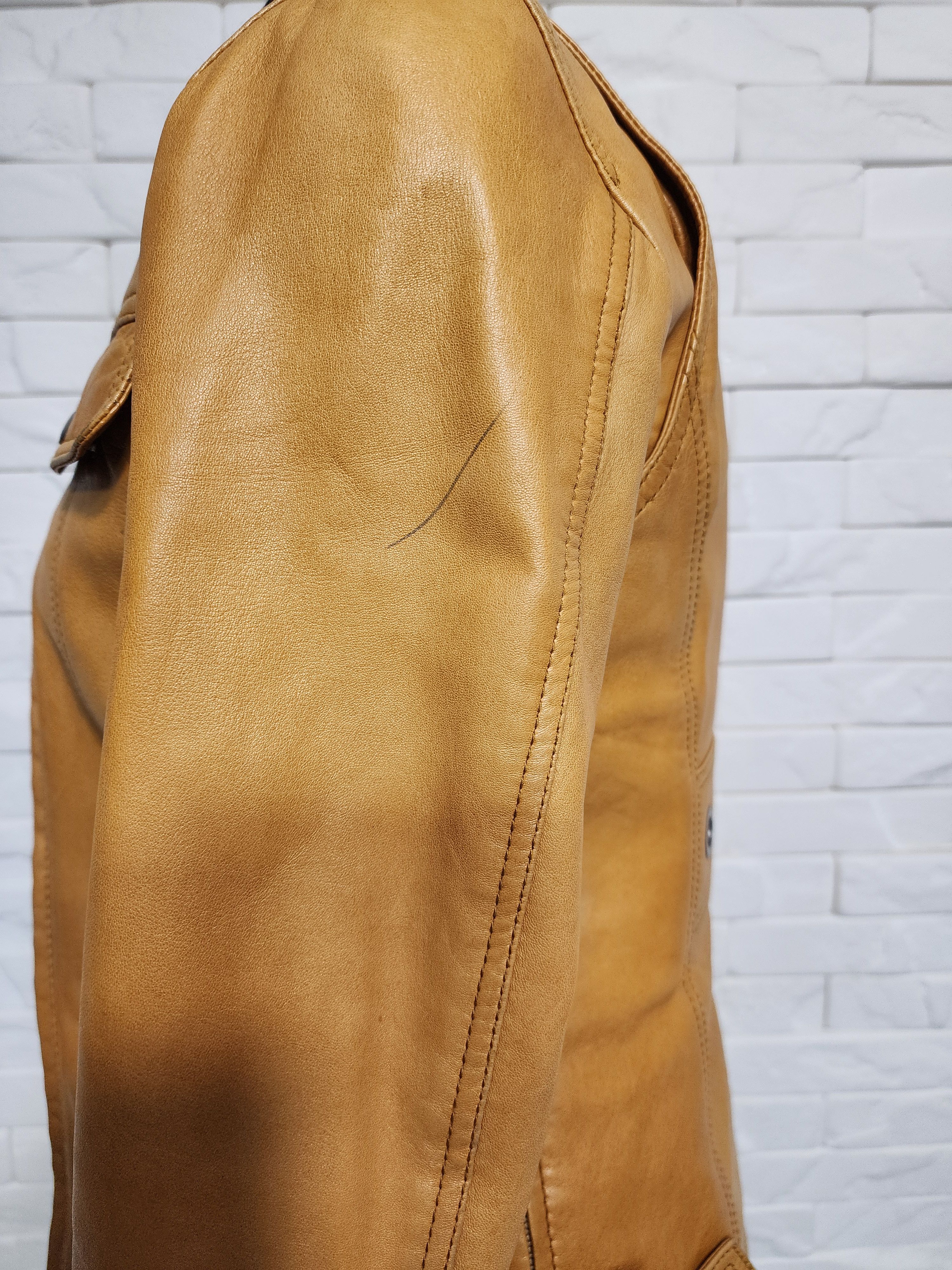 Designer Women's Brown Leather Sports Jacket: Size S / US 4 / IT 40 - 7 Thumbnail