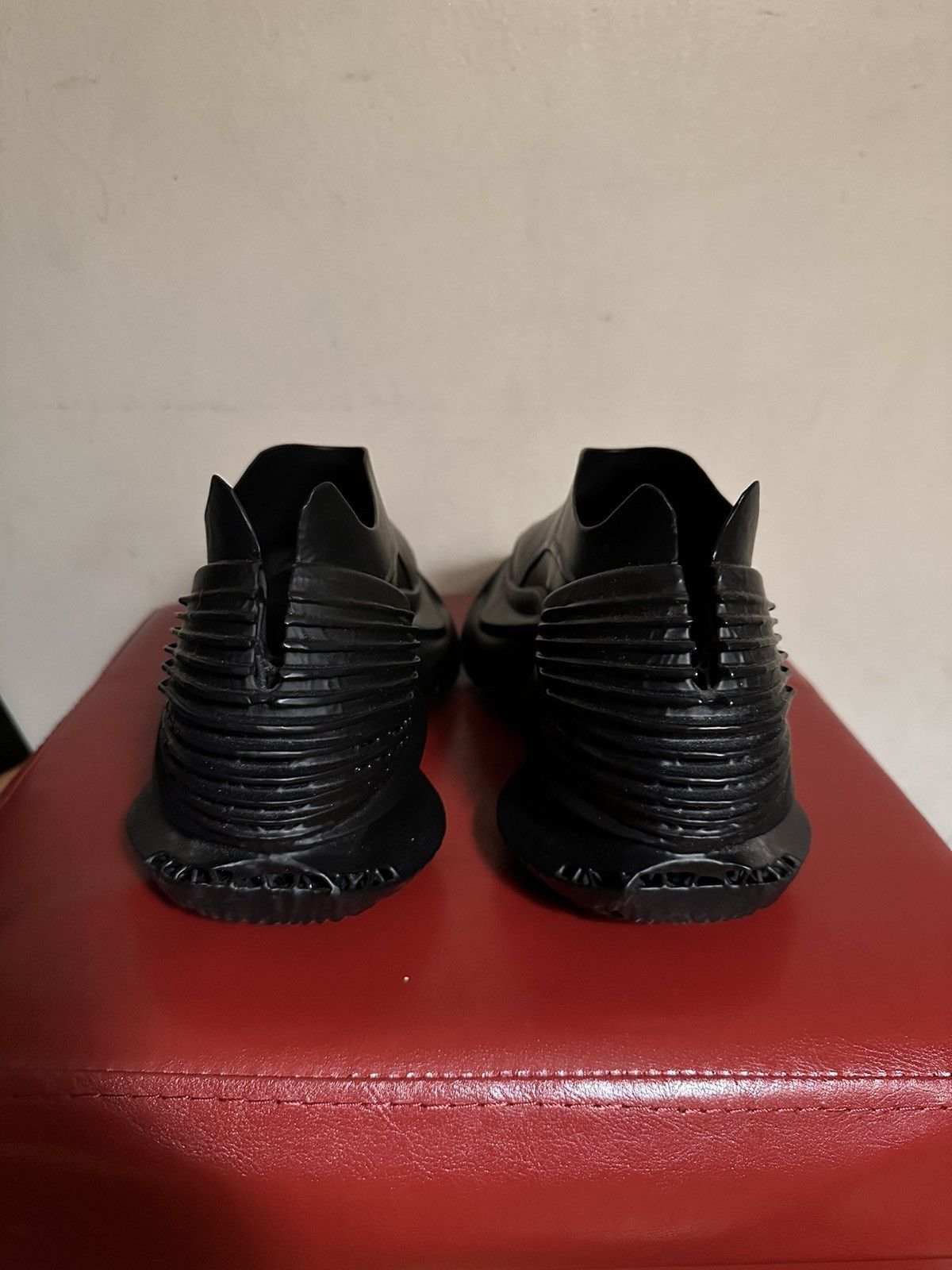 New Rock Scry Lab Surge Shadow Size US 7 / EU 40 - 3 Thumbnail