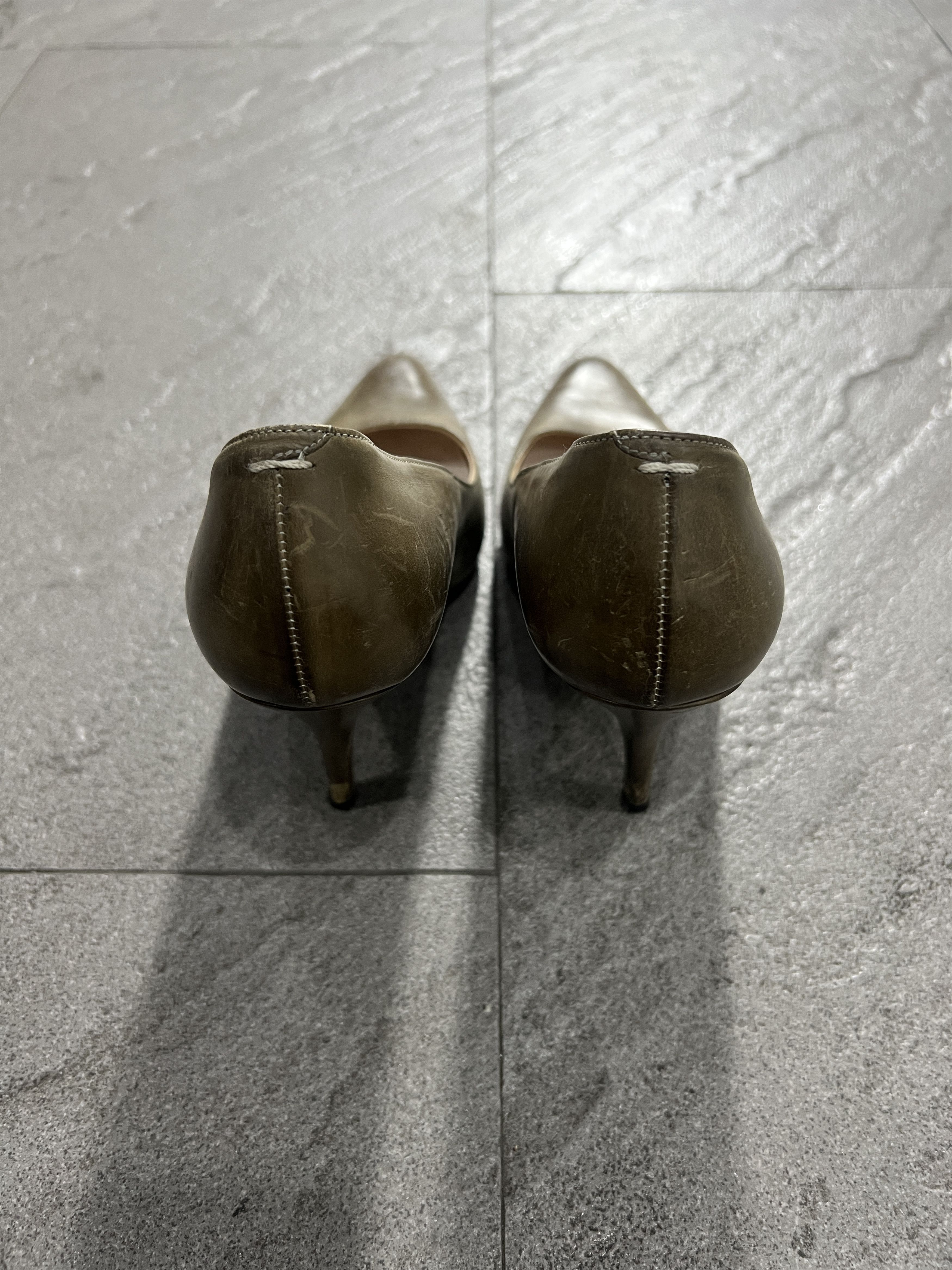 Maison Margiela Maison Margiela 22 Replica Leather Pumps Olive Brown EU37 Size US 7 / IT 37 - 5 Thumbnail