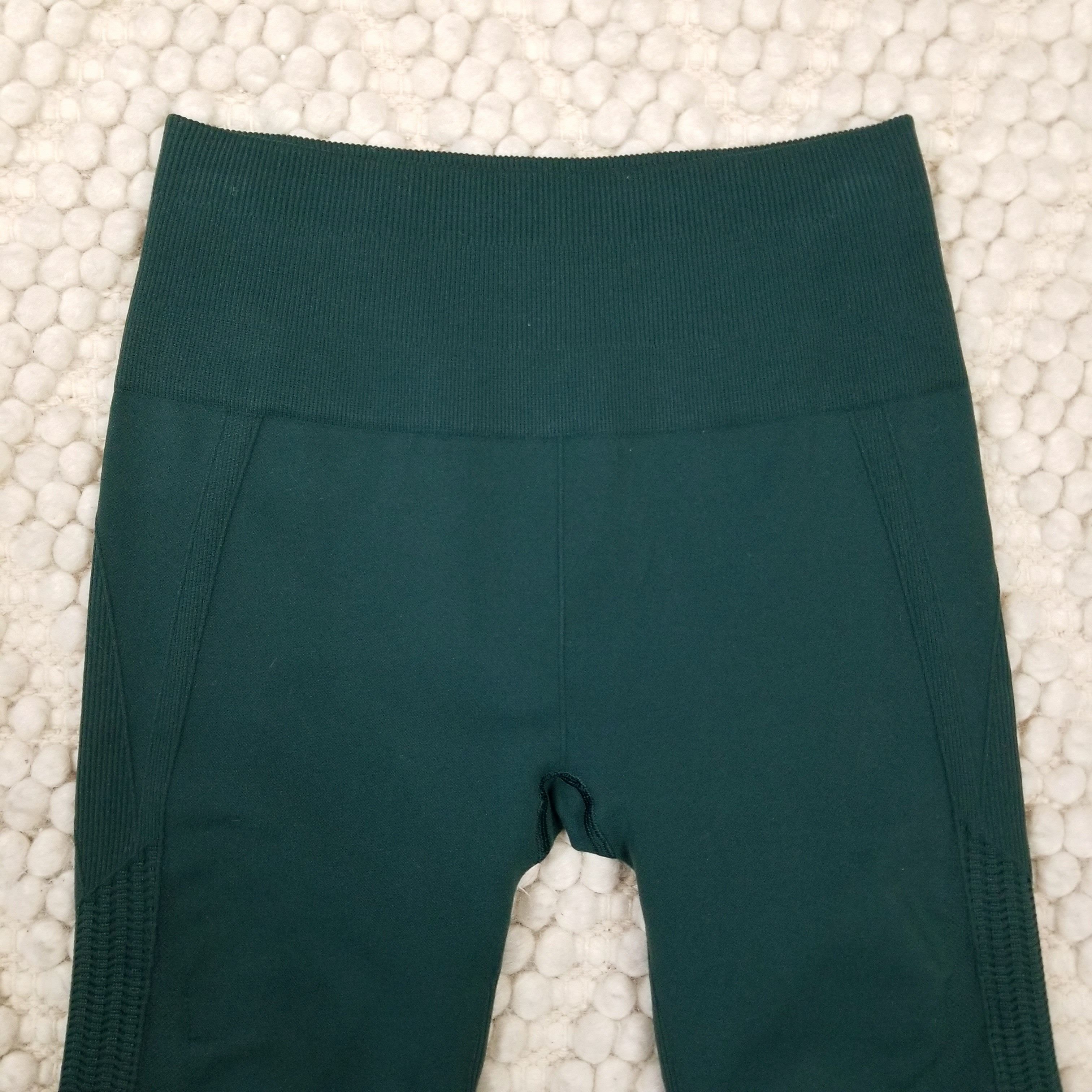 Lululemon Flow & Go Crop Seamless Deep Green Size 28" / US 6 / IT 42 - 2 Thumbnail