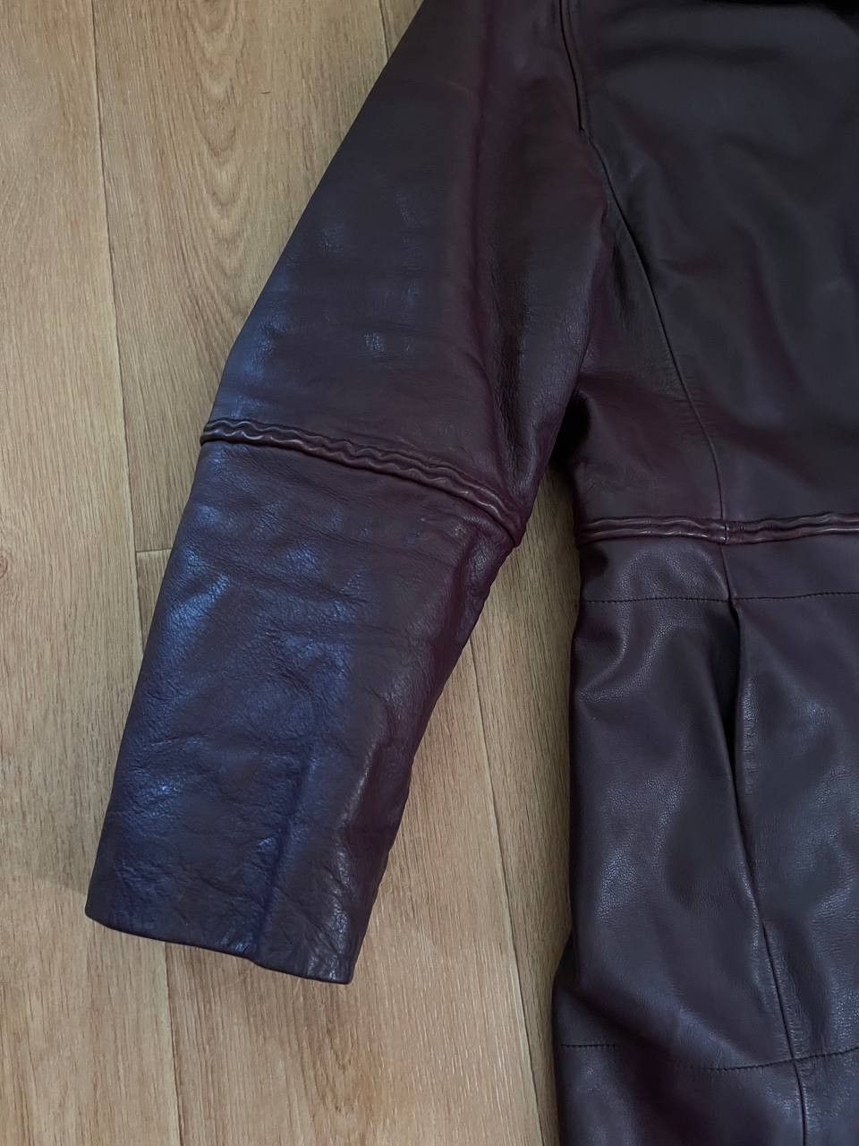 Giorgio Armani × Vintage Armani Women Leather Coat Burgundy Size L / US 10 / IT 46 - 6 Thumbnail