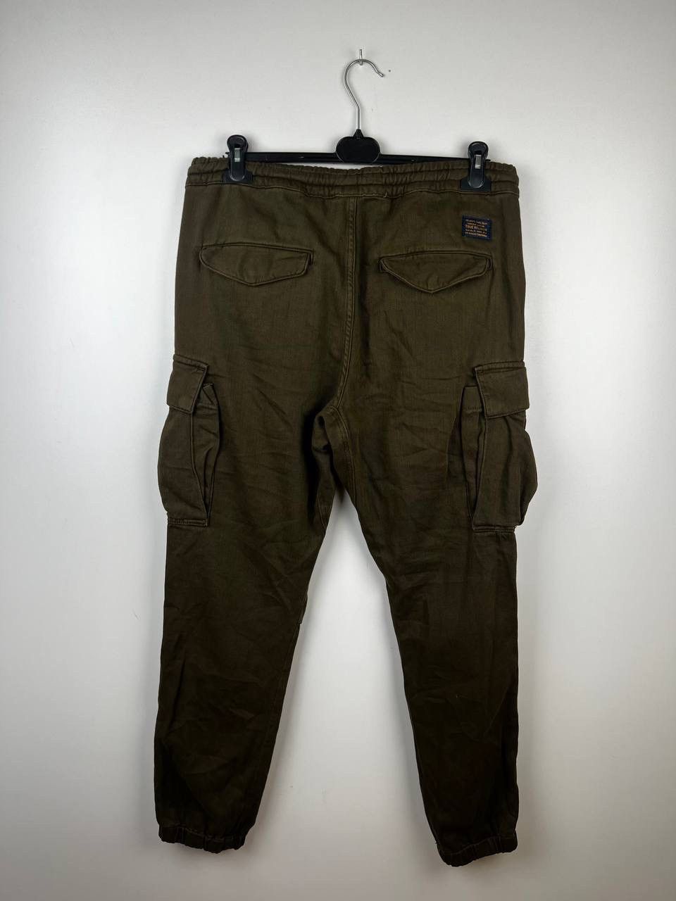 True Religion True Religion luxury cargo pants size 32 Size US 32 / EU 48 - 2 Thumbnail