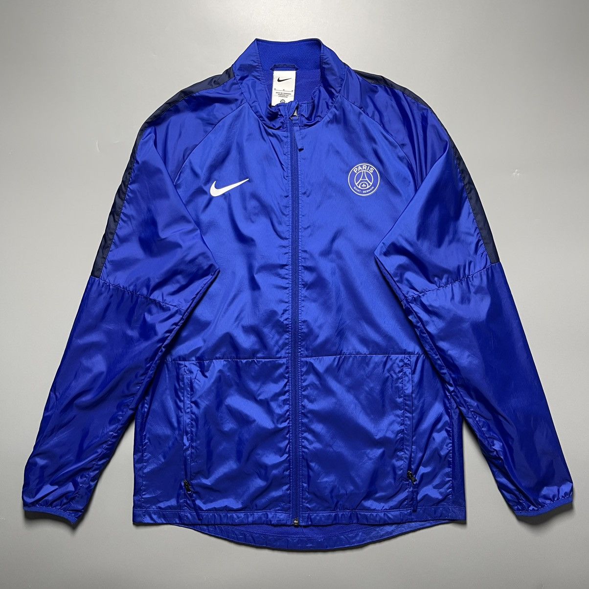 Nike PSG NIKE 2022/2023 FOOTBALL SOCCER REPEL ACADEMY JACKET Size US M / EU 48-50 / 2 - 1 Thumbnail