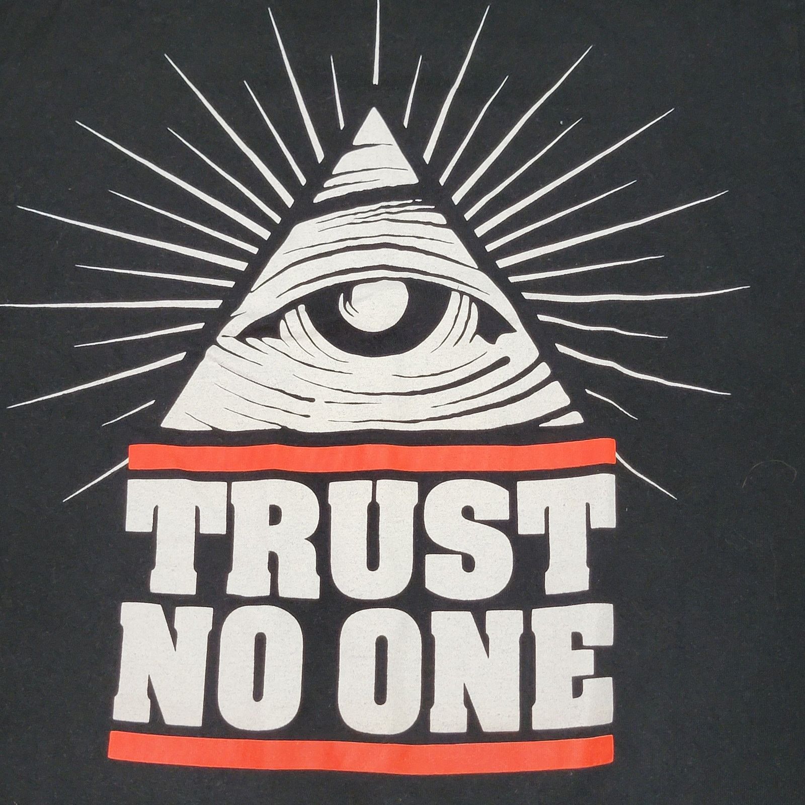 Gildan All-Seeing Eye Tee (Gildan) "Trust No One" - Size Medium Size US M / EU 48-50 / 2 - 2 Thumbnail