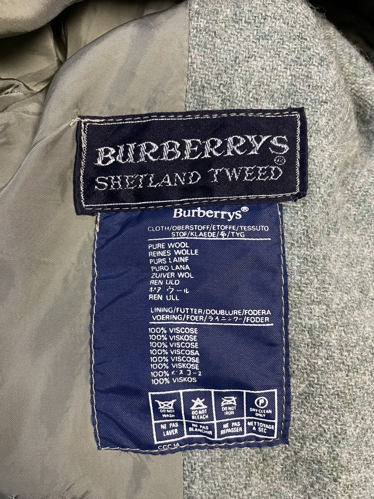 Burberry Burberry England Wool Poncho Cape Coat Size US L / EU 52-54 / 3 - 10 Thumbnail