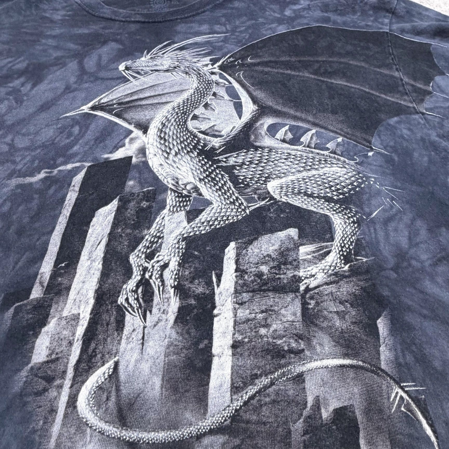 The Mountain The Mountain Shirt Mens 2XL Black Gray Dragon Graphic Tie Dye Fantasy Tee USA Size US XXL / EU 58 / 5 - 5 Thumbnail