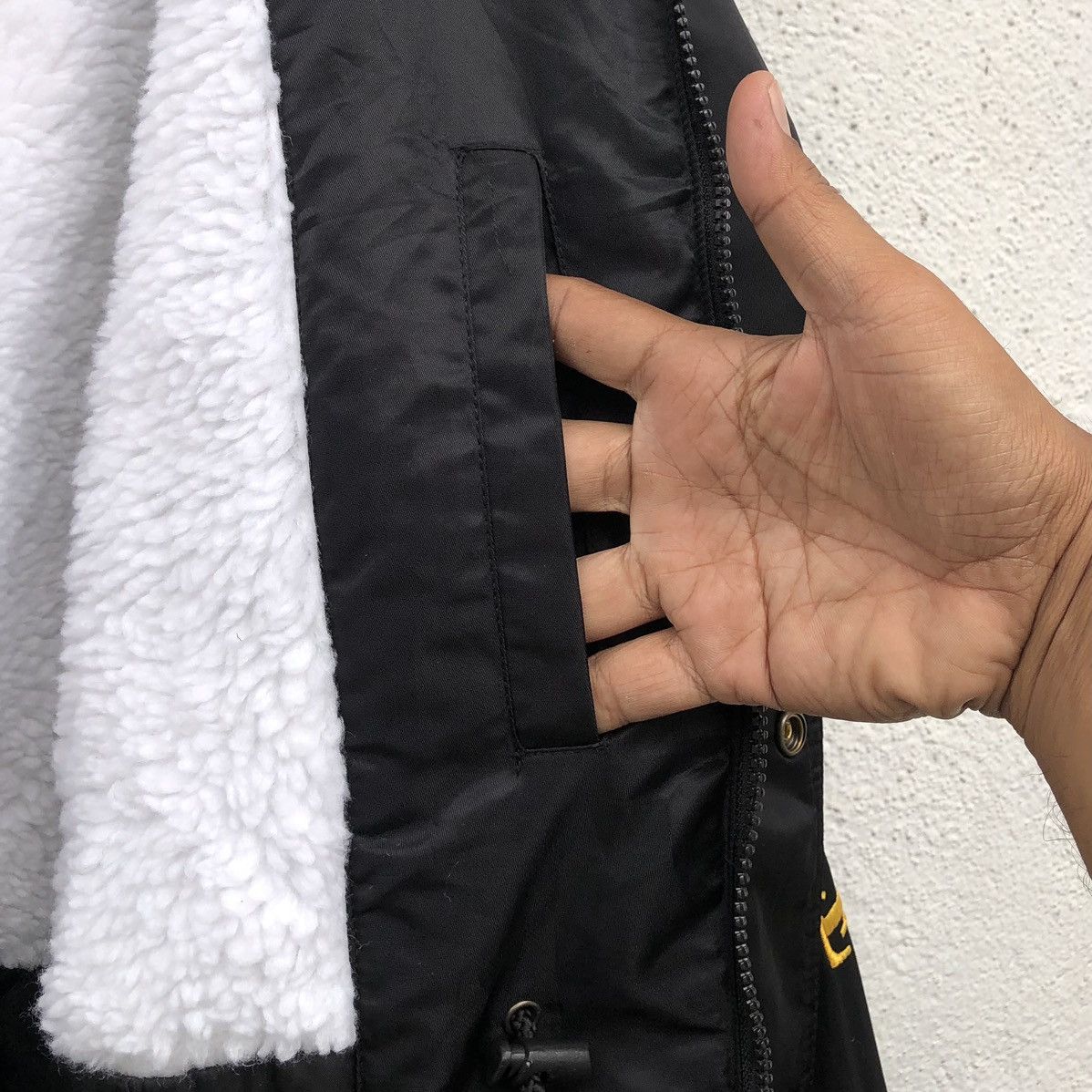 Vintage Vintage A.Versace Embroidery Logo Back Nylon Parka Jacket Size US XL / EU 56 / 4 - 13 Thumbnail