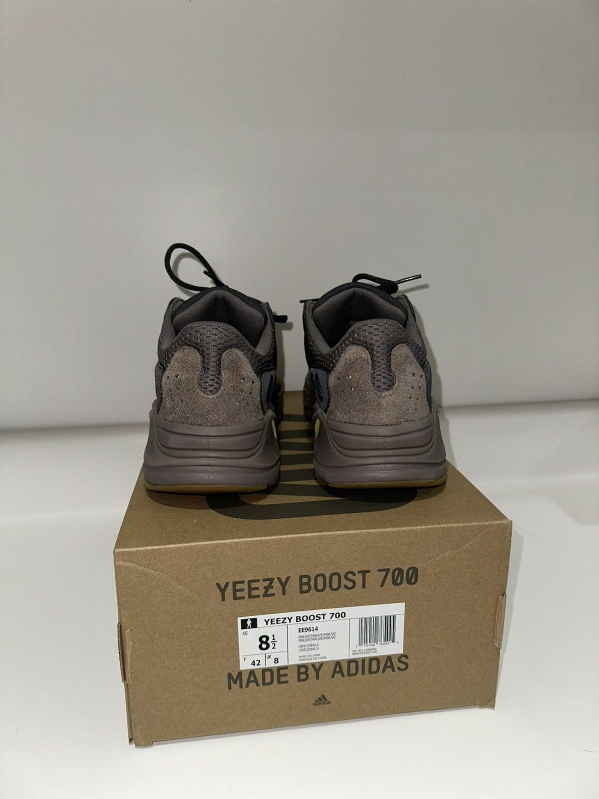 Yeezy Yeezy boost 700 mauve Size US 8.5 / EU 41-42 - 3 Thumbnail