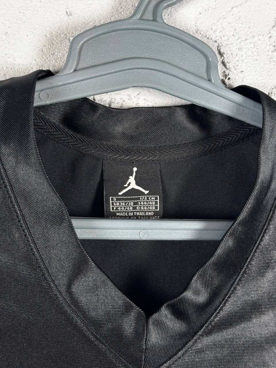 Jordan Brand × Nike × Vintage Nike Tank Top Jordan Vintage Mini Center Logo Y2k Style Size US S / EU 44-46 / 1 - 5 Thumbnail