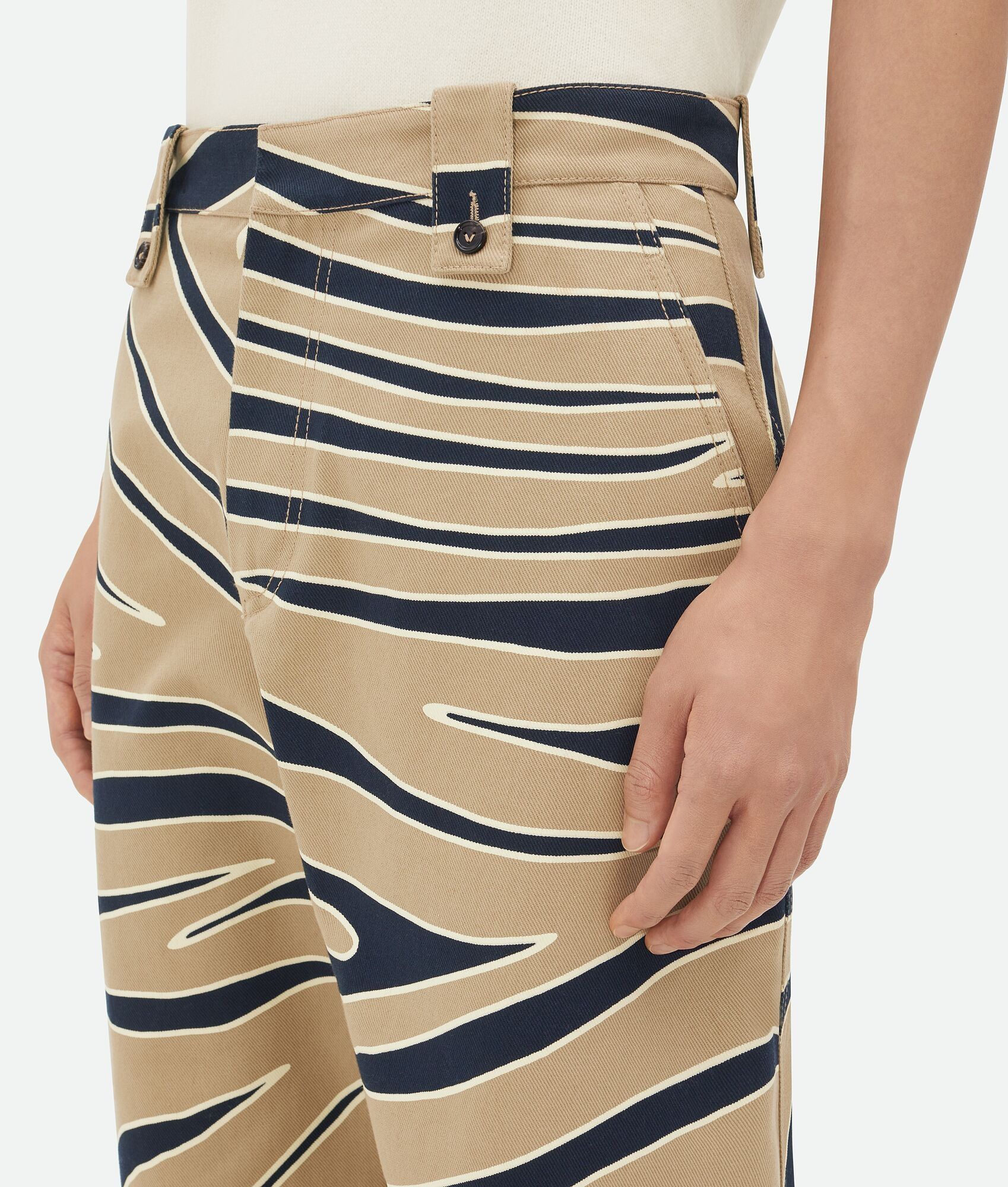 Bottega Veneta o1s1rm0725 Animal Print Cotton Cargo Pants in Multicolor Size US 30 / EU 46 - 4 Thumbnail