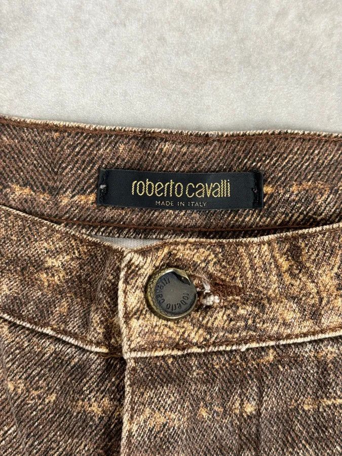 Roberto Cavalli 2000s Roberto Cavalli Brown Sand Eroded Flared Jeans Size US 32 / EU 48 - 9 Thumbnail