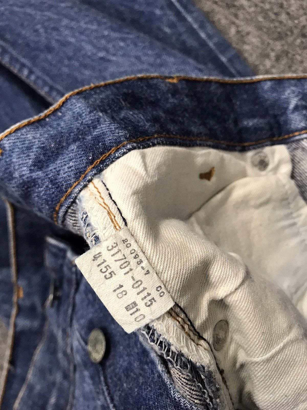 Levi's Vintage Clothing Rare Levi's Lot 701 31701 0115 4155 Denim Jeans Junior Size 25" / US 0 / IT 36 - 10 Thumbnail