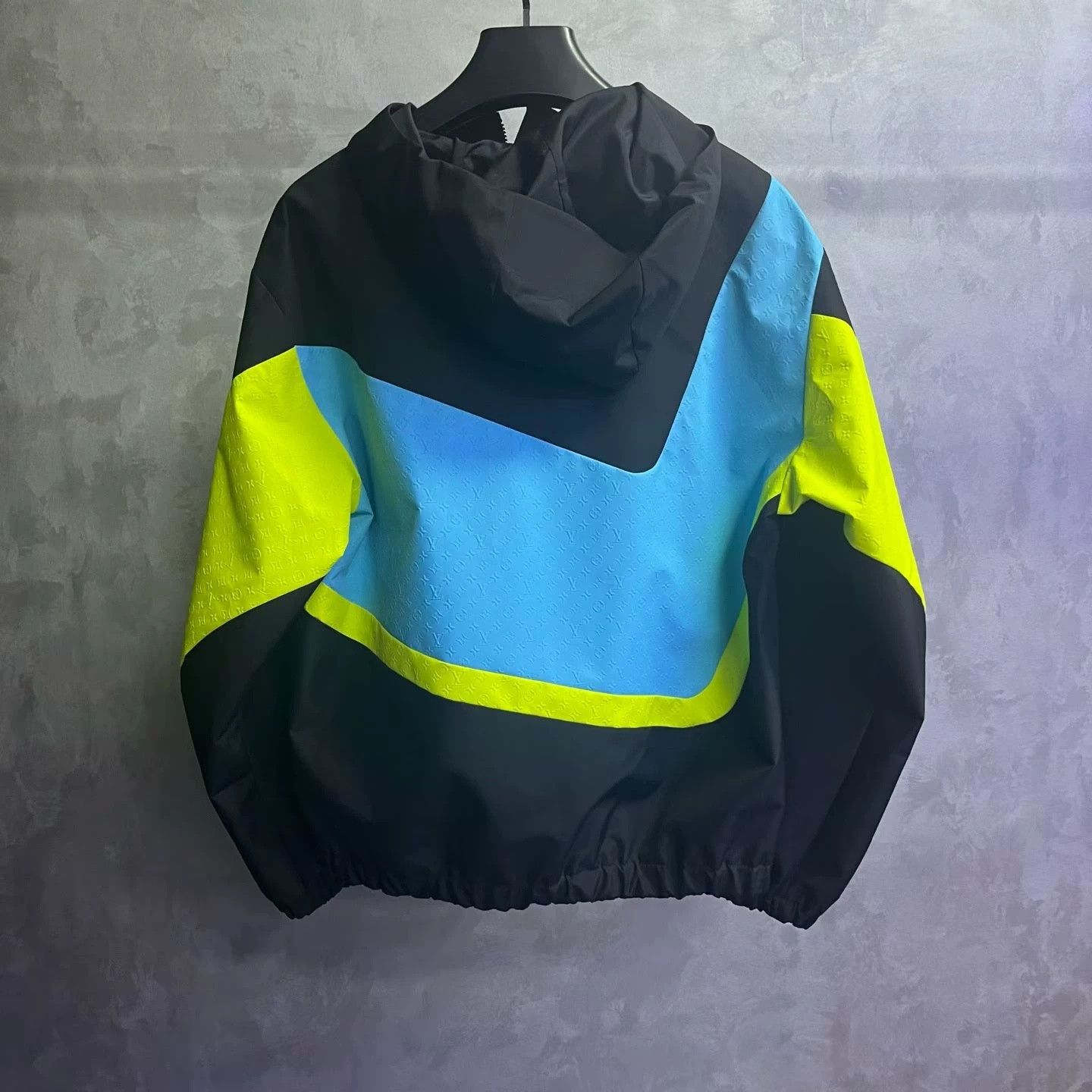 Louis Vuitton Louis Vuitton Black Color-Block Logo Zip Jacket Size US M / EU 48-50 / 2 - 2 Thumbnail