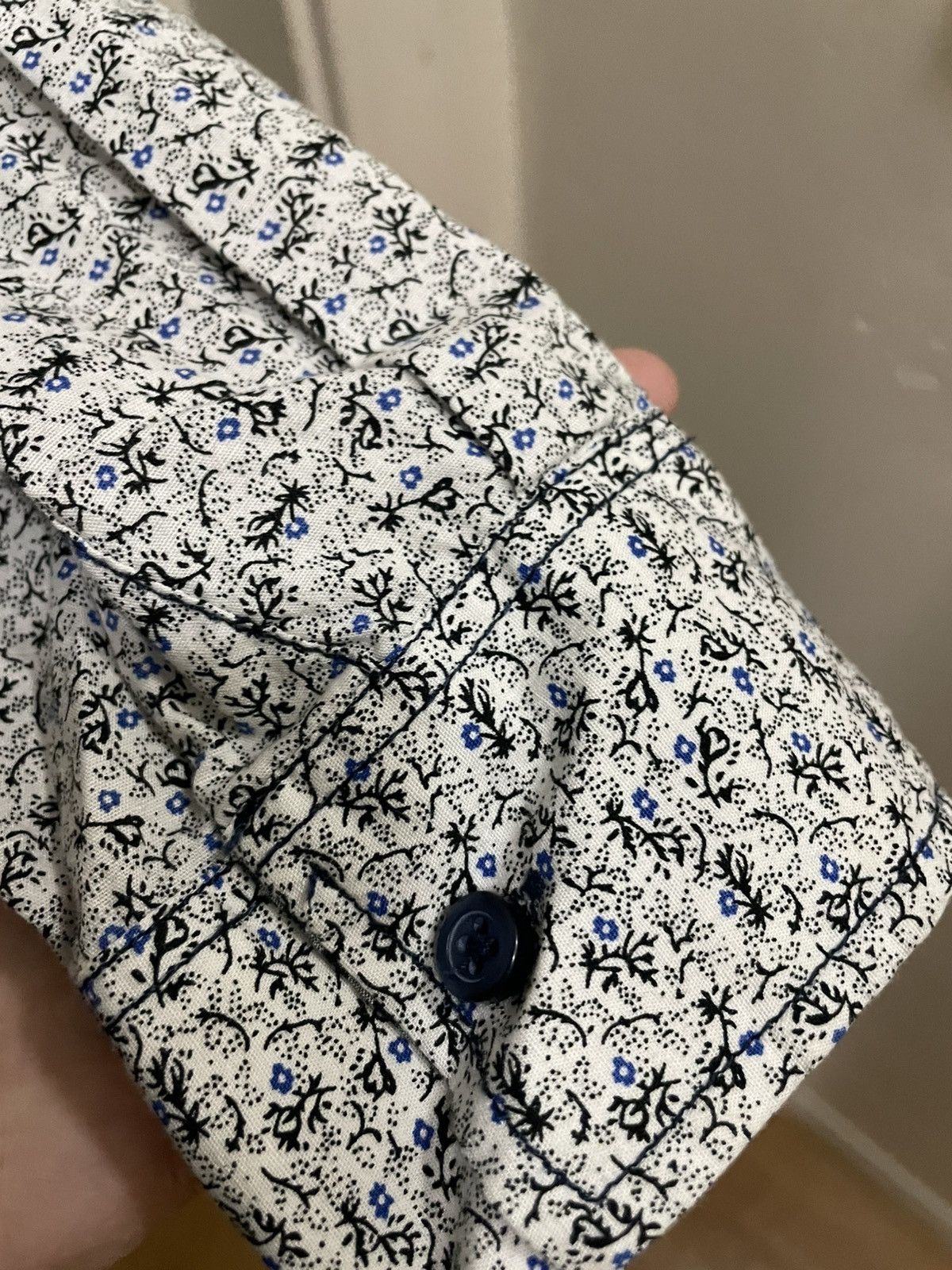 Eighth Avenue White Button Up Blue/Black Floral Pattern Size US M / EU 48-50 / 2 - 3 Thumbnail