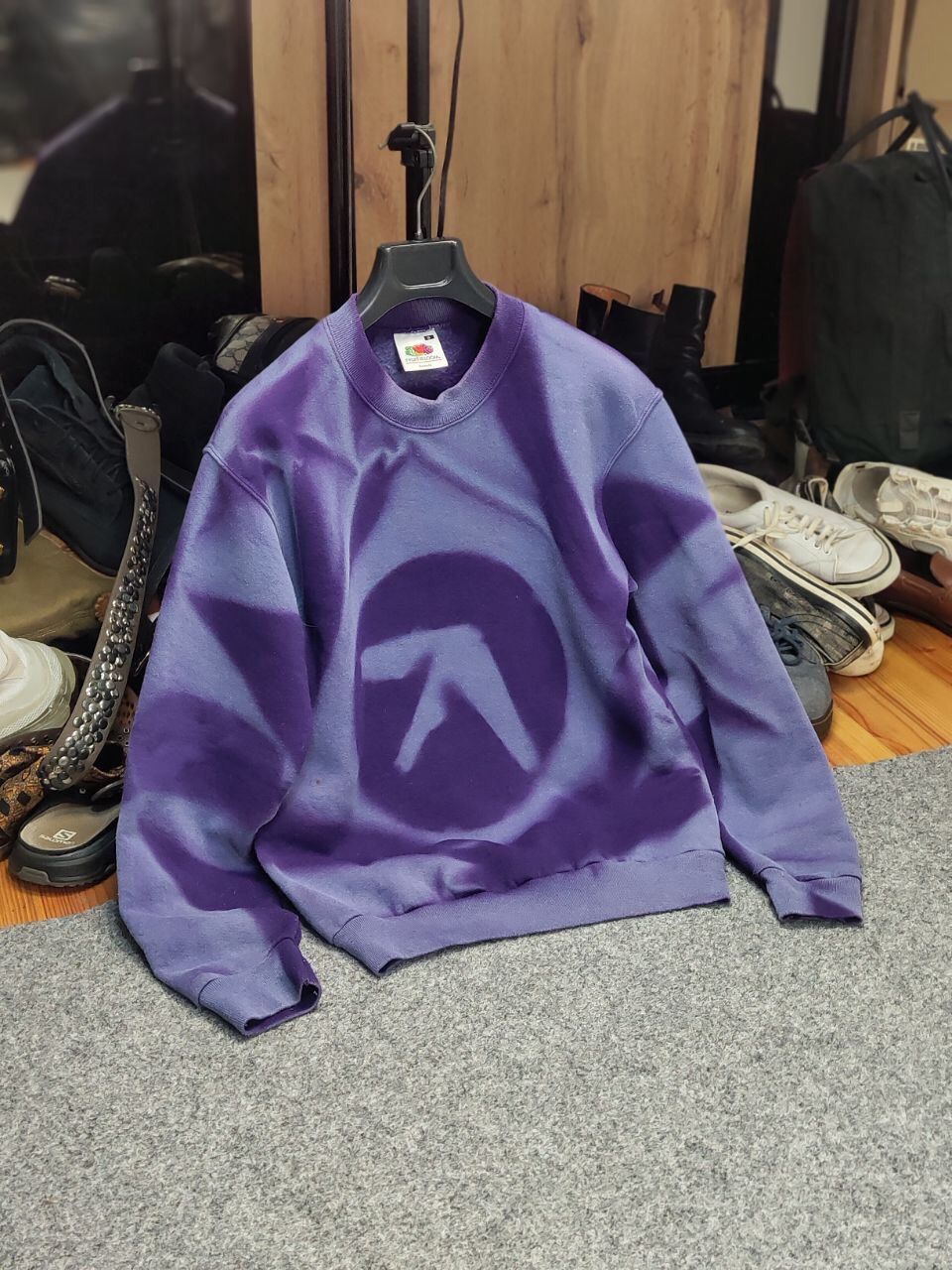 Vintage Vintage 90's Aphex Twin Logo Sun Faded Boxy Blank Sweatshirt Size US S / EU 44-46 / 1 - 15 Thumbnail