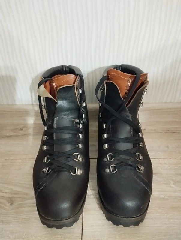 Bally Bally Minerva vintage retro mountain boots size 9 Size US 10 / EU 43 - 4 Thumbnail