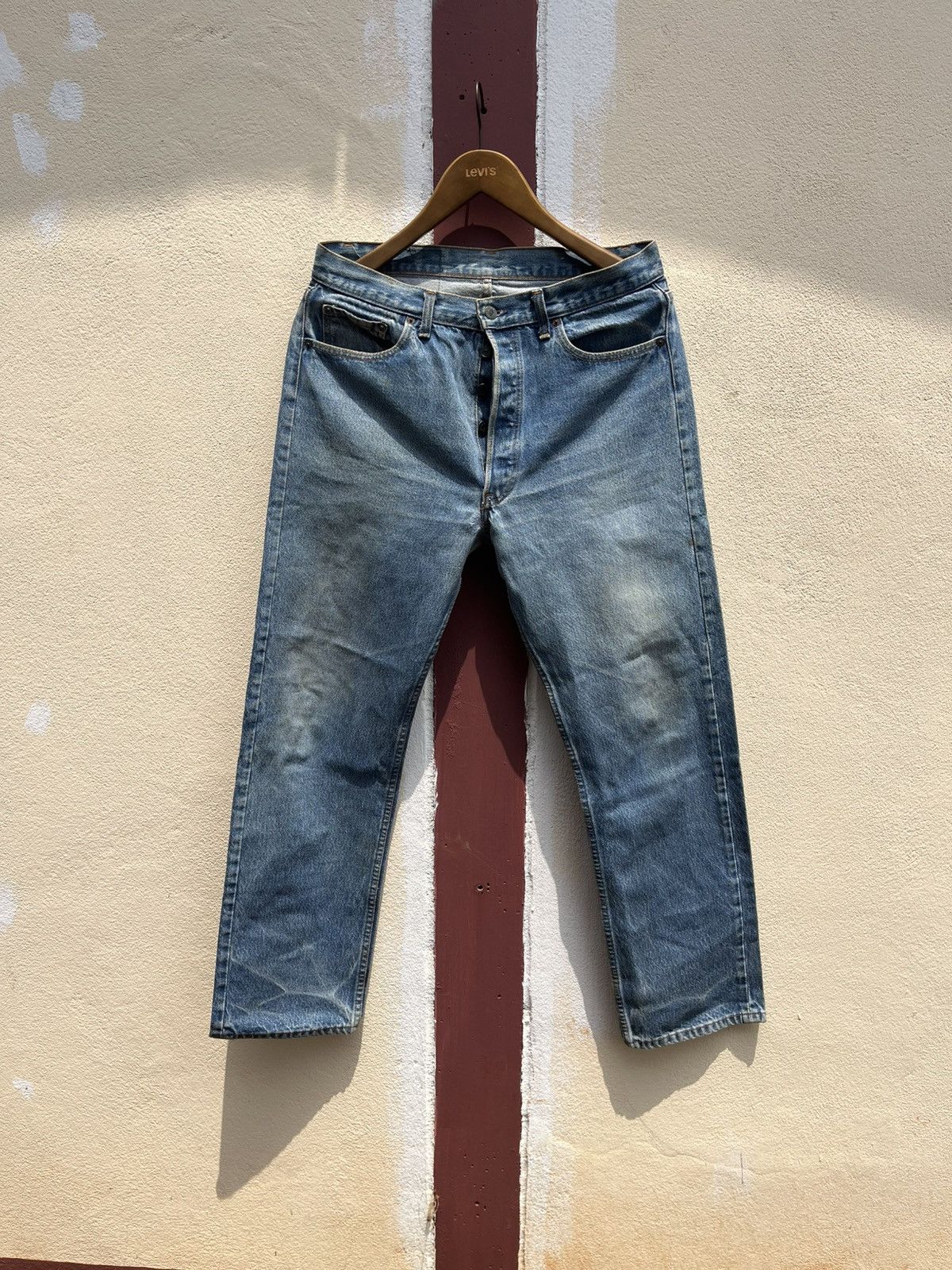 Thrashed Faded 80s’ Levi’s 501