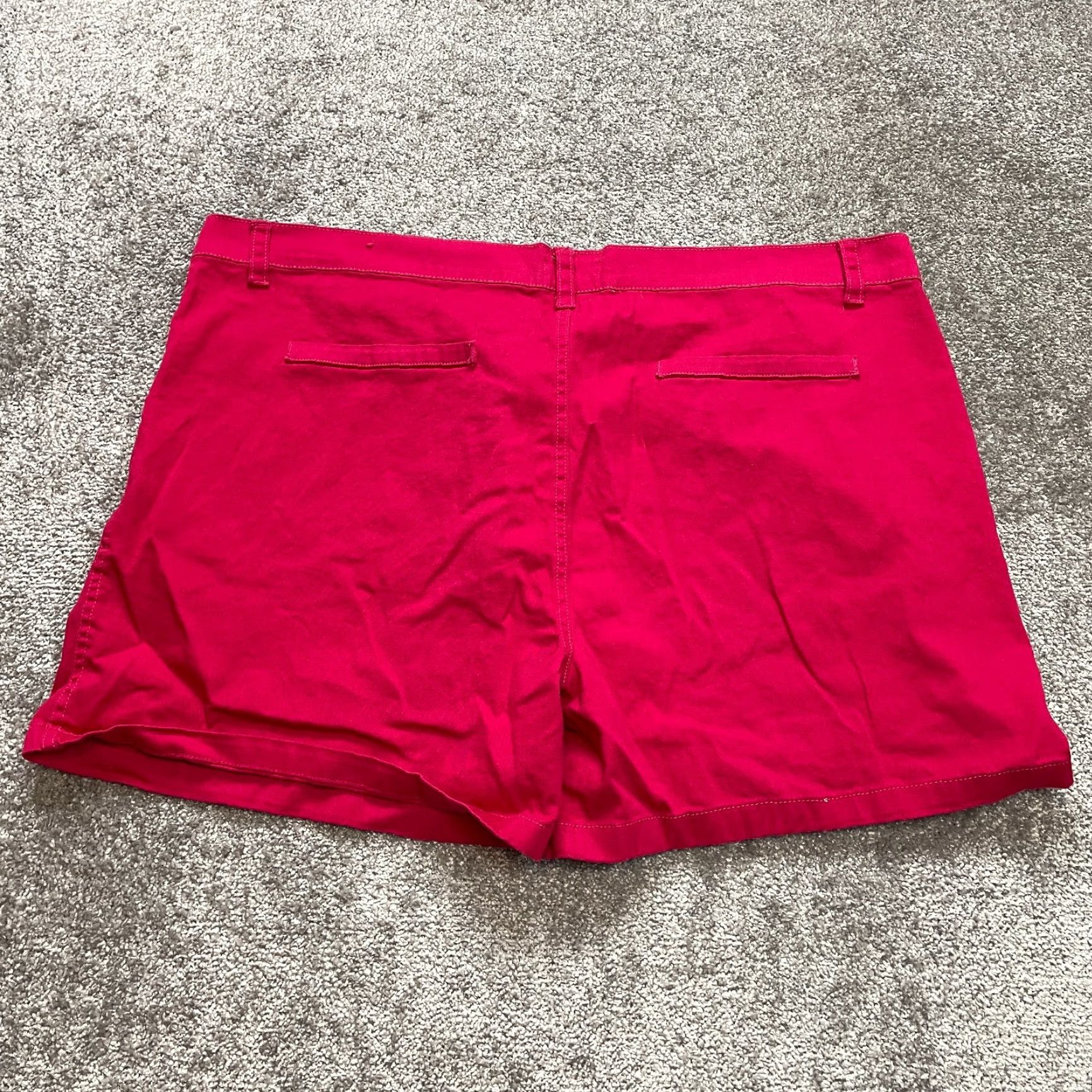 Vintage Chams Chino Shorts Bermuda 5" Inseam Womens 26 Pink Cotton Twill Button Solid Everyday Casual Ladies Cotton Blend Size 32" / US 10 / IT 46 - 8 Thumbnail