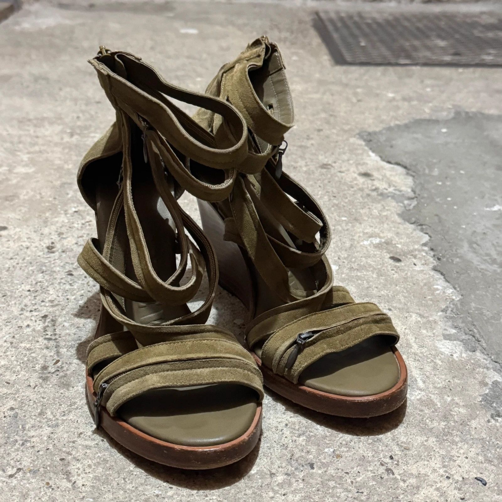 A.F. Vandevorst A.F. Vandevorts wedge multi zip sandals Size US 9 / IT 39 - 2 Thumbnail