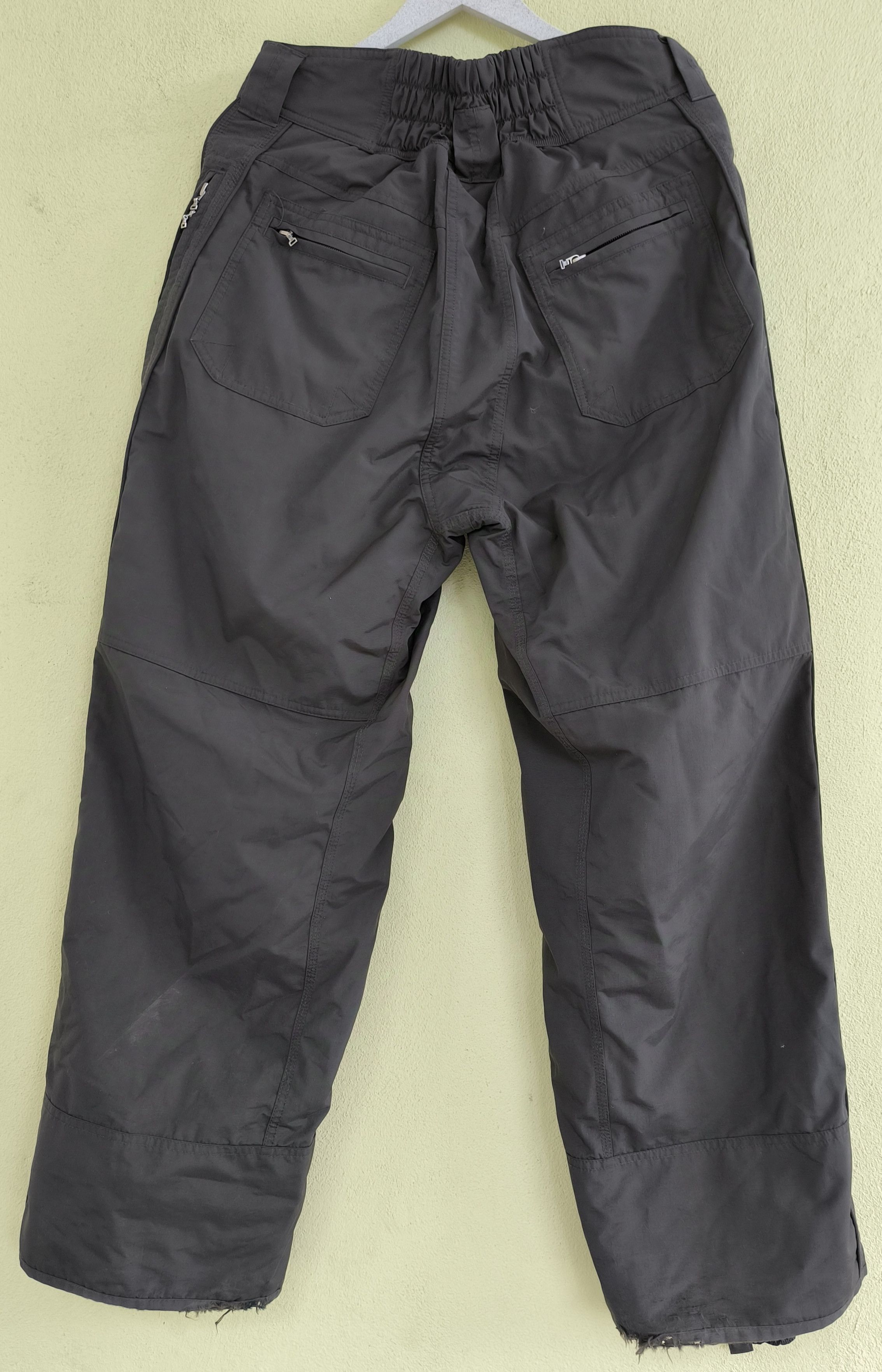 Oakley OAKLEY Software multi pocket snowboard/ski pants Size US 32 / EU 48 - 8 Thumbnail