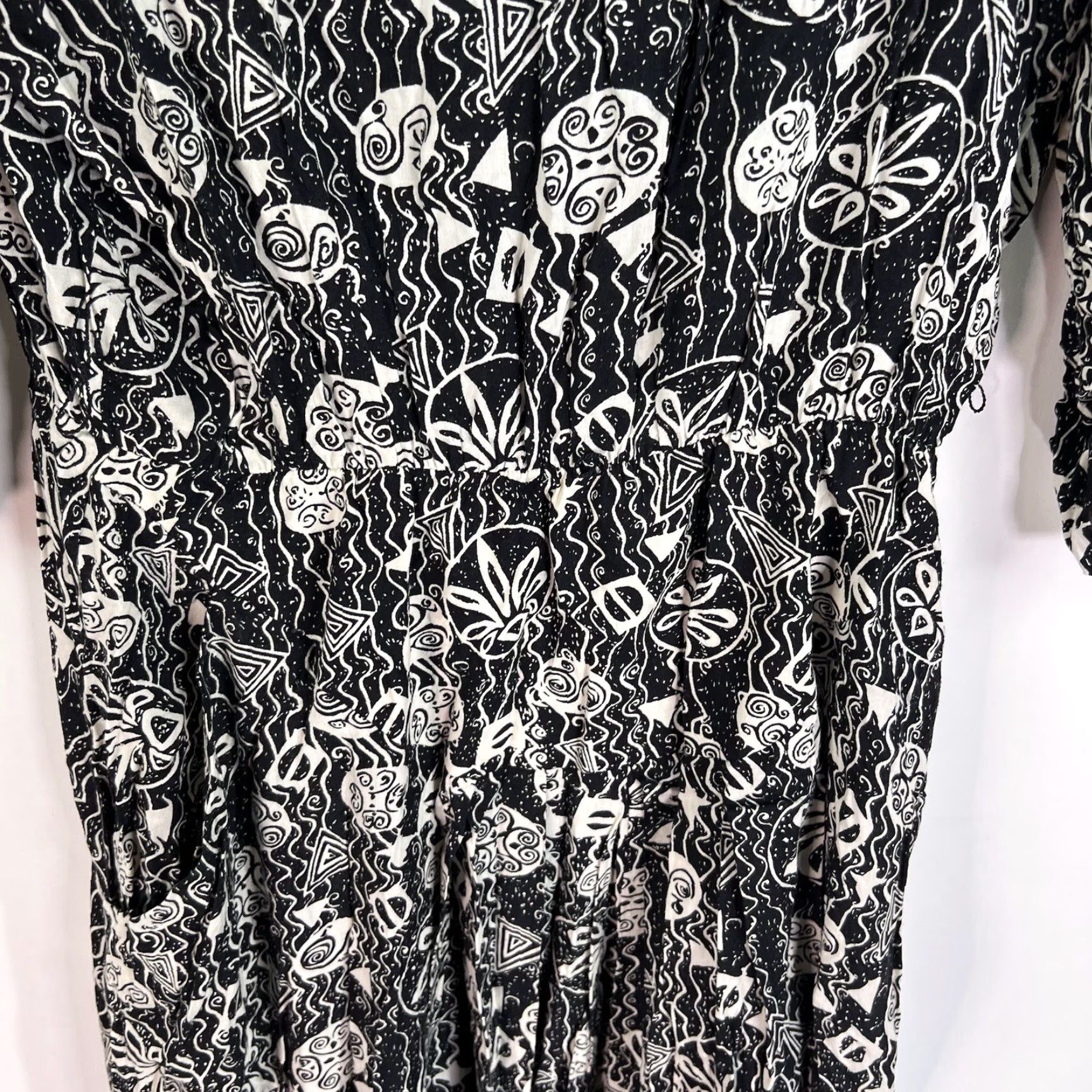 Vintage VINTAGE Taret H. Leir Abstract Art Pleated Drop Waist Dress Women Size 16 Black Pockets 3/4 Sleeve Midi Dress Size XXL / US 16-18 / IT 52-54 - 4 Thumbnail