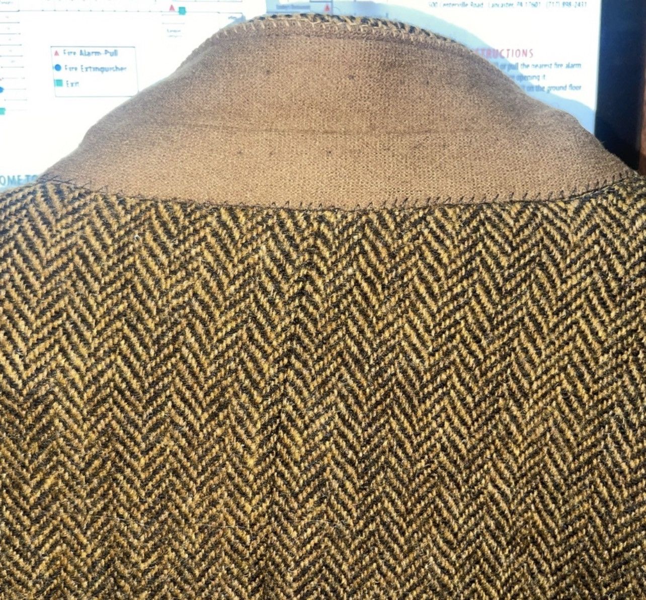 Harris Tweed Harris Tweed 100% Virgin Wool Vintage Herringbone Blazer Size 36R - 3 Thumbnail