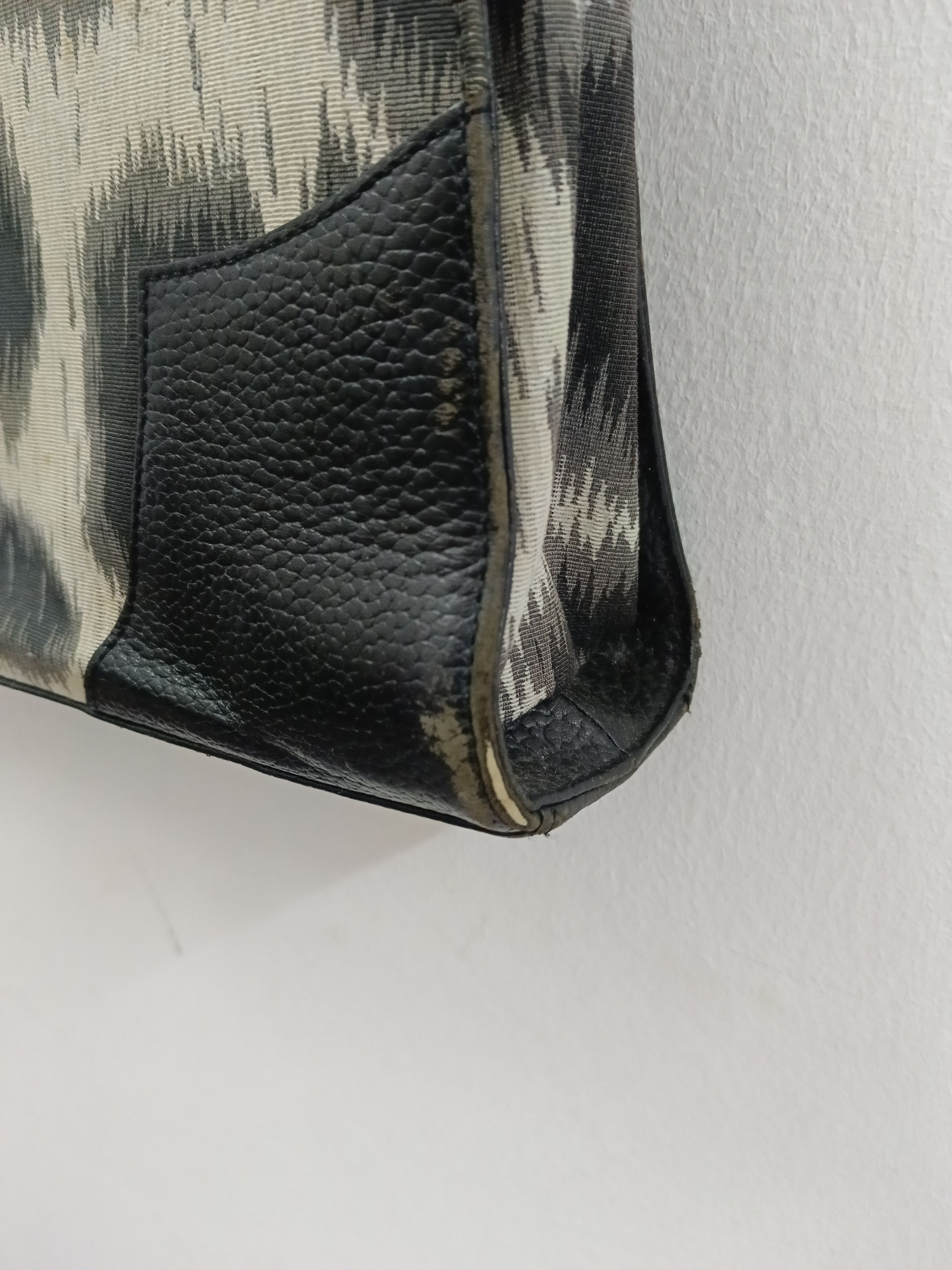 Vivienne Westwood Vivienne Westwood Vintage Leopard Print Orb Tote / Briefcase Size ONE SIZE - 4 Thumbnail
