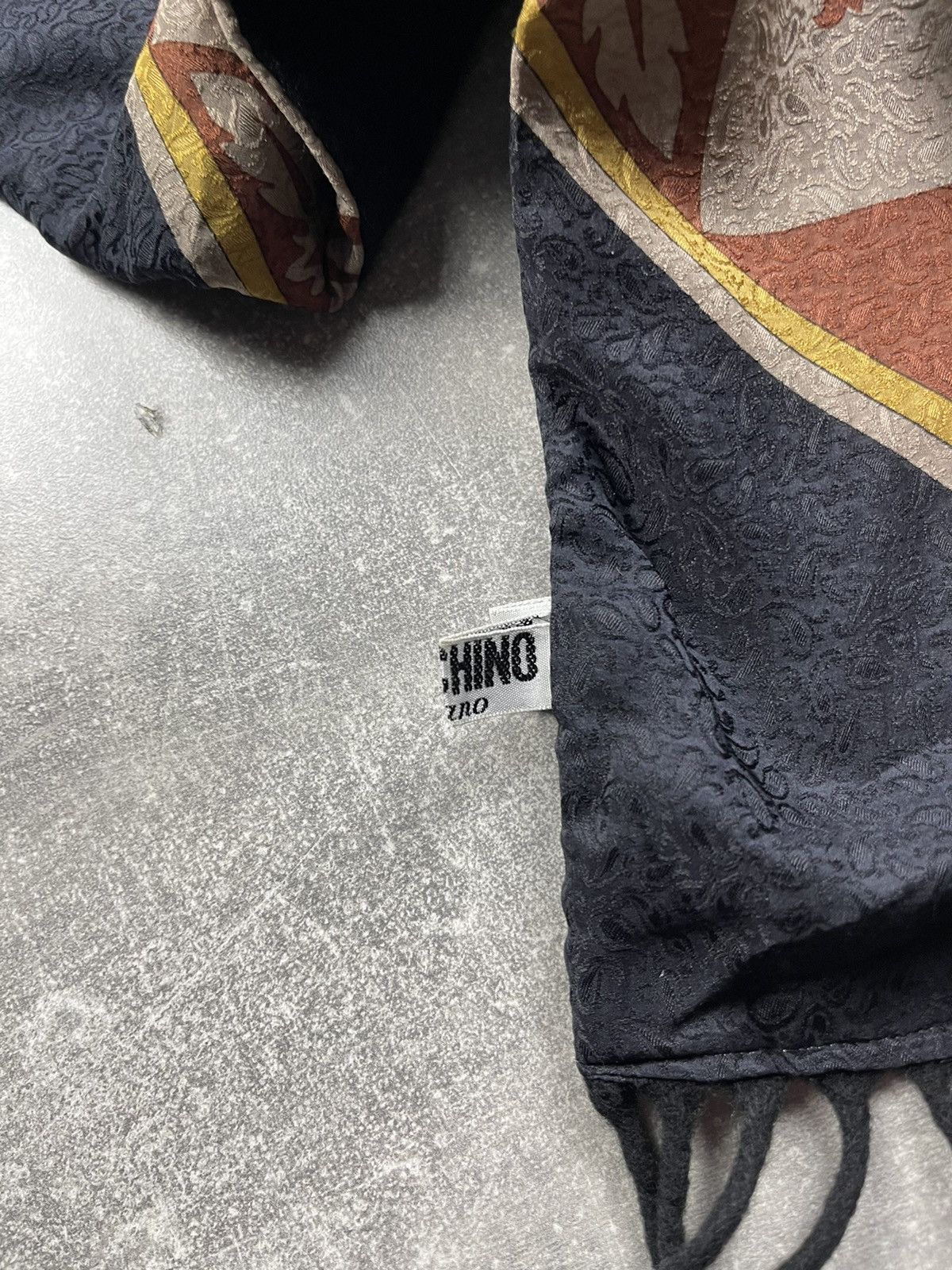 Moschino Moschino Vintage Printed Silk Scarf Italy 1990s One Size Size ONE SIZE - 6 Thumbnail