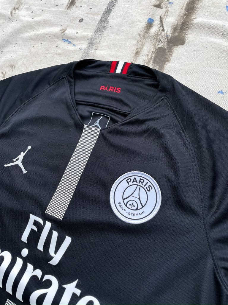 Jordan Brand Paris St. Germain Jordan Brand Soccer Kit- 2018- 2019 Size US M / EU 48-50 / 2 - 4 Thumbnail