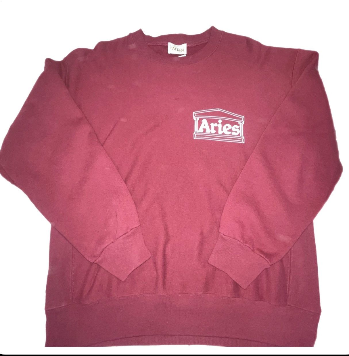 Aries Aries Sz Large Used Maroon Crewneck Size US L / EU 52-54 / 3 - 1 Thumbnail