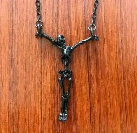 Jewelry Gothic Anatomical Skull Pendant Necklace in Silver, Men's