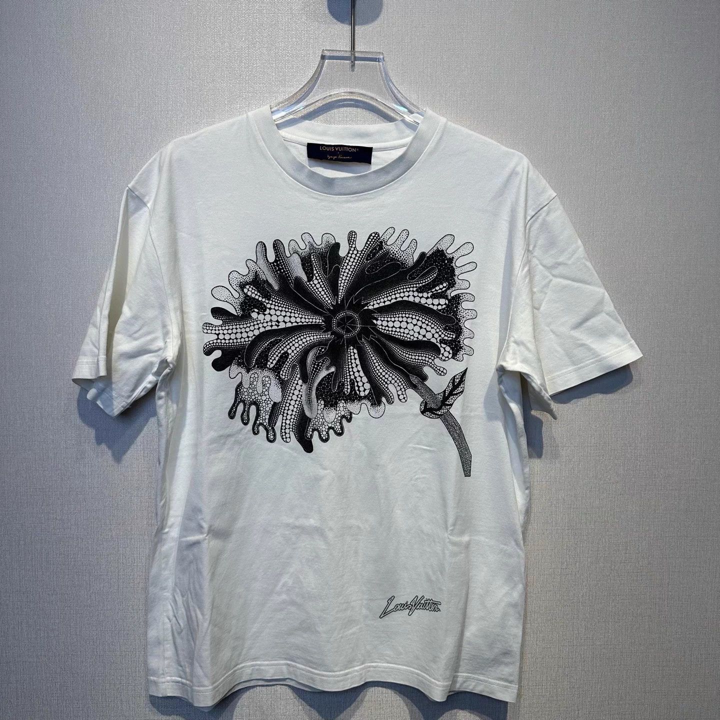 Louis Vuitton LV x Yayoi Kusama Psychedelic Flower Black & White M 99 New Size US M / EU 48-50 / 2 - 1 Thumbnail