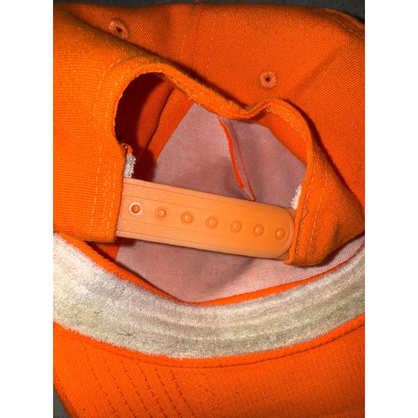 Equipment VINTAGE Daystone Orange Strap Back Cap Hat Men Adjustable Baseball Cap Outdoor 80s 90s Parrish Equipment Da Queen Arkansas Mens Size ONE SIZE - 6 Thumbnail