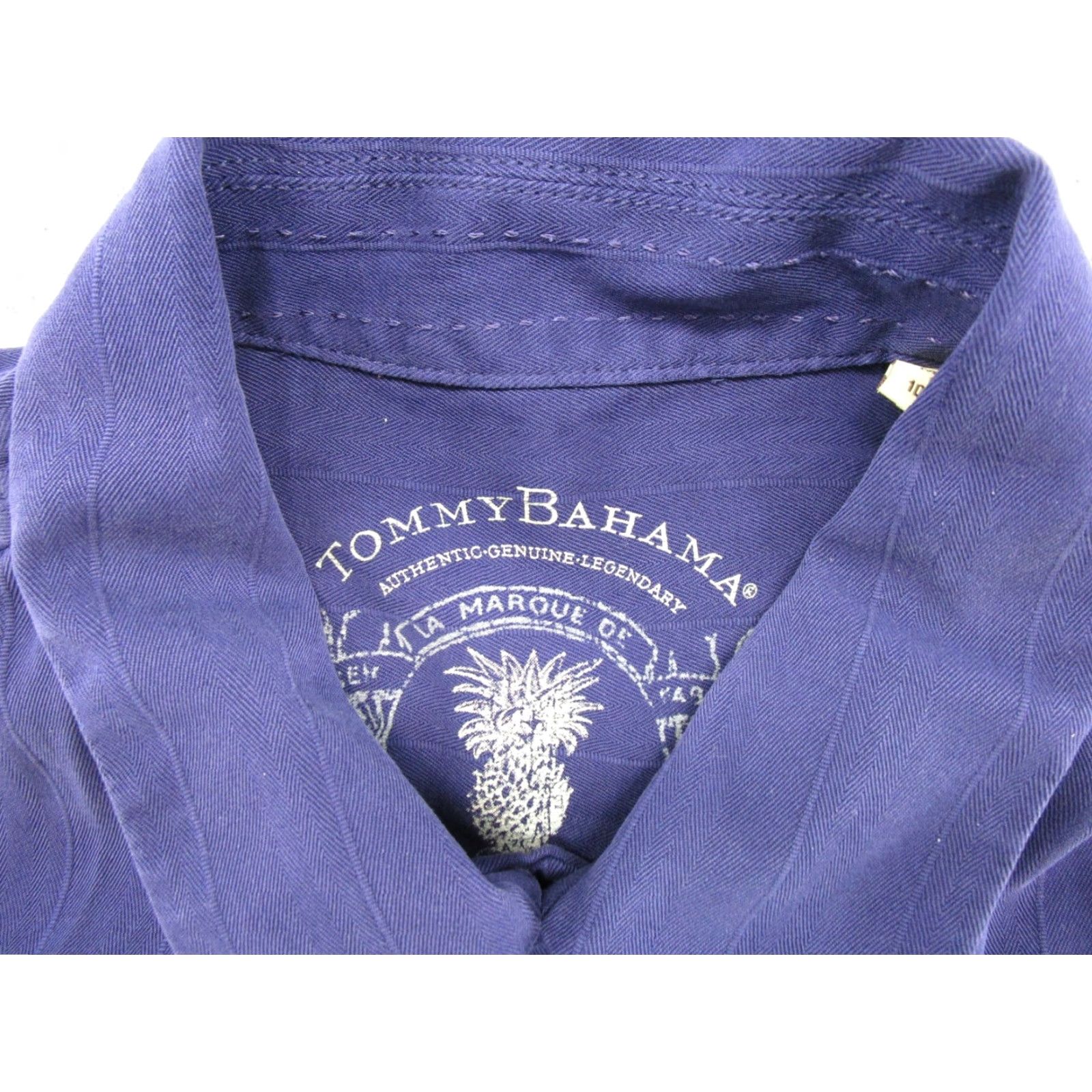 Tommy Bahama Tommy Bahama Hawaiian Button-Up Shirt 100% Silk Size L Blue Beach Read Men Short Sleeve Button-Down Collar Shirt Size US L / EU 52-54 / 3 - 2 Thumbnail