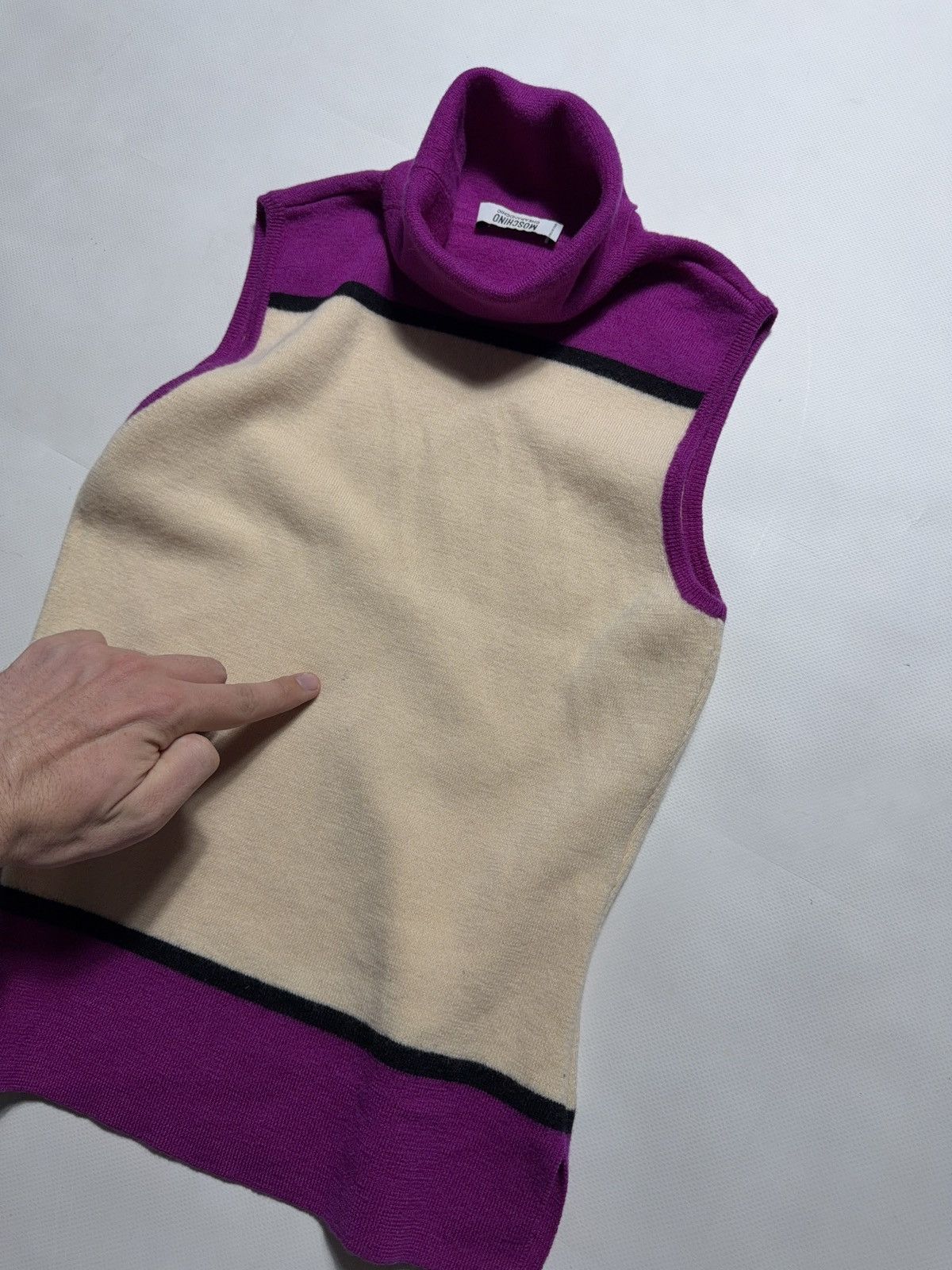 Moschino Moschino Turtle Neck Wool Vest Size S / US 4 / IT 40 - 8 Thumbnail