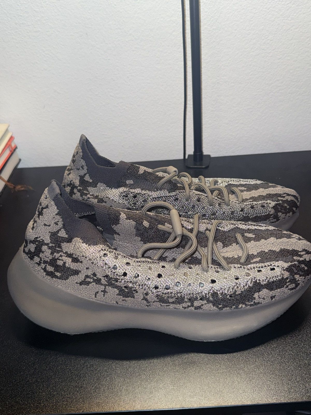 Yeezy Yeezy sneakers Size US 10 / EU 43 - 4 Thumbnail