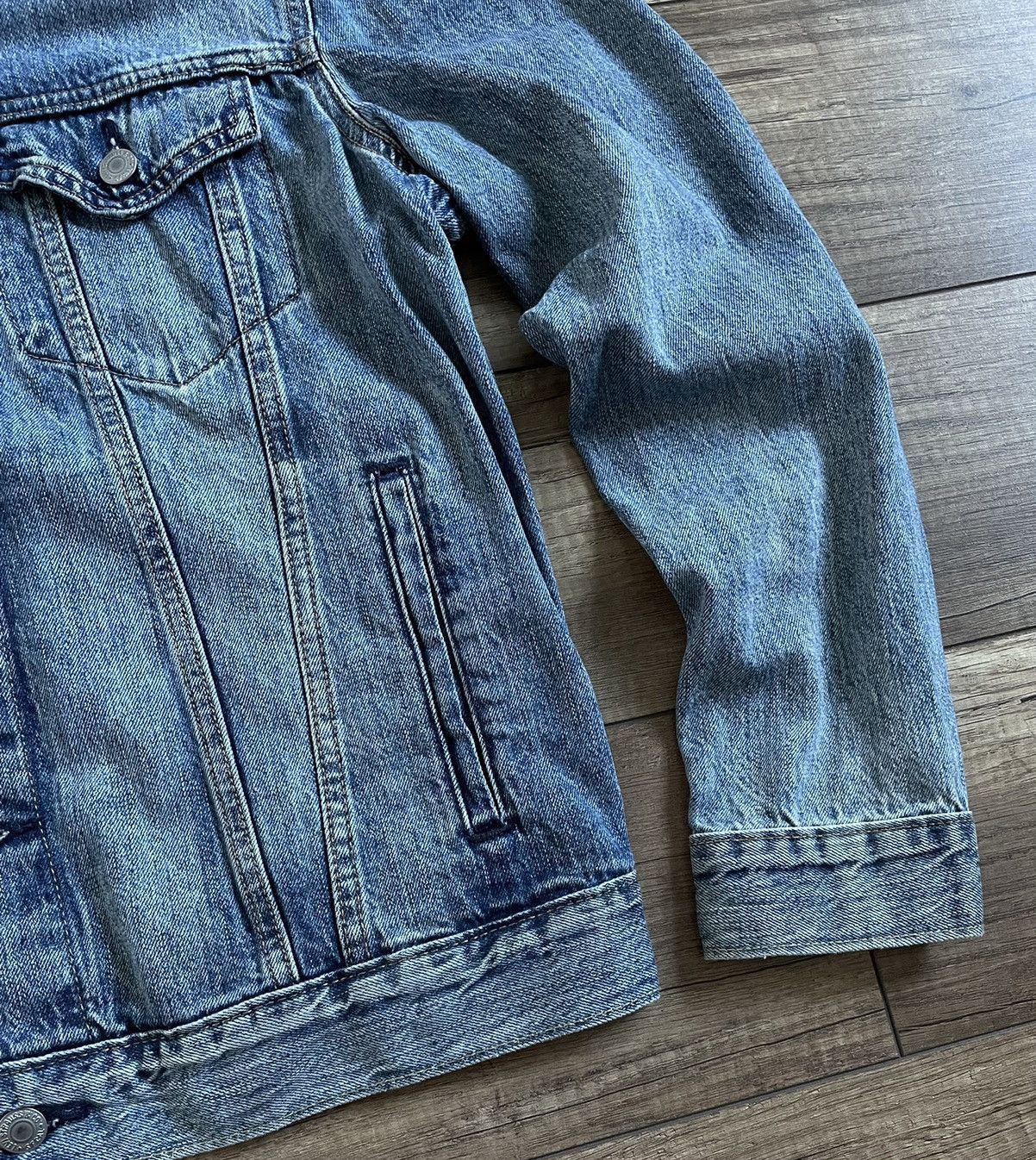 Levi's Levi’s Washed Blue Denim Trucker Jacket Size US M / EU 48-50 / 2 - 4 Thumbnail