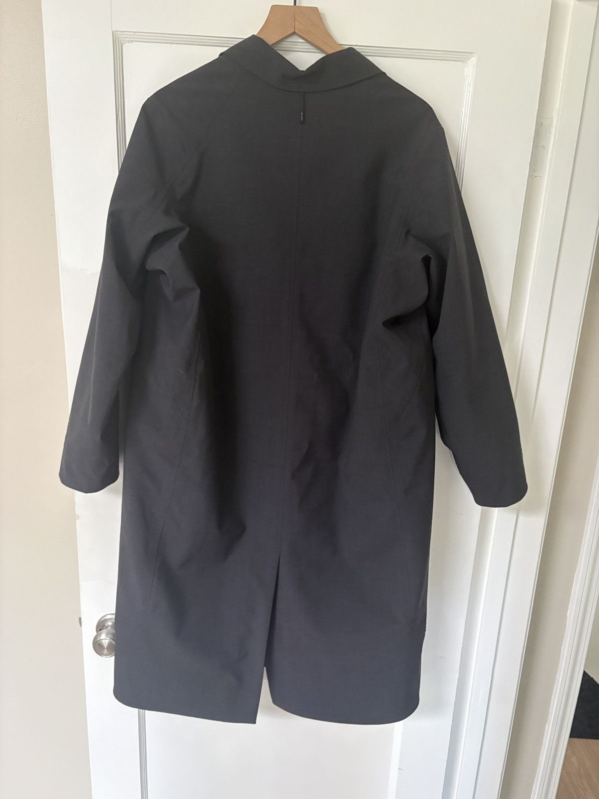 Veilance Arcteryx Veilance Lenan IS Topcoat Size M / US 6-8 / IT 42-44 - 2 Thumbnail