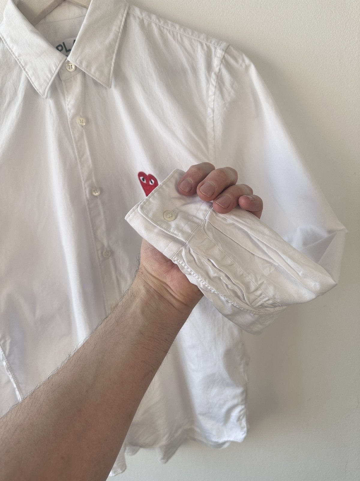 Comme des Garcons Comme des Garcons Play Shirt White Red Heart Logo Size S CDG Size US S / EU 44-46 / 1 - 5 Thumbnail