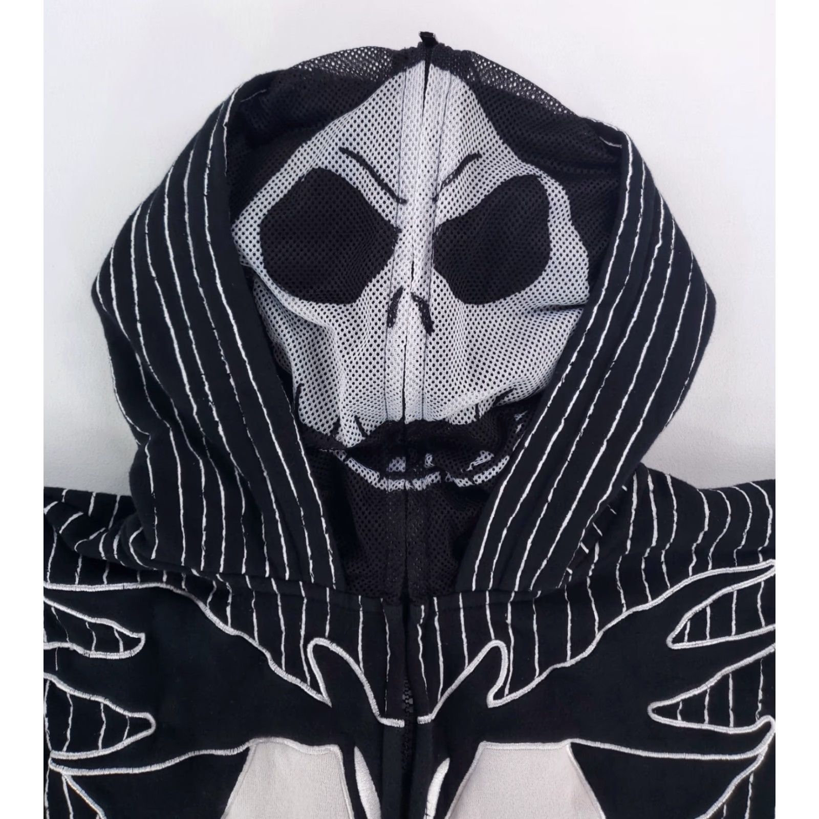 Disney Disney Parks Jack Skellington Costume Hoodie Full Zip Jacket Black Mens M Hoodie Size US M / EU 48-50 / 2 - 2 Thumbnail