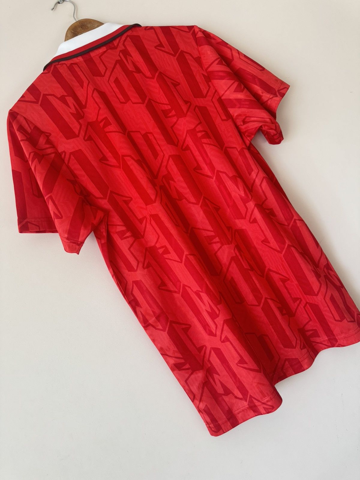 Vintage Vintage Manchester United 1992-1994 Score Draw Soccer Jersey Size US M / EU 48-50 / 2 - 9 Thumbnail