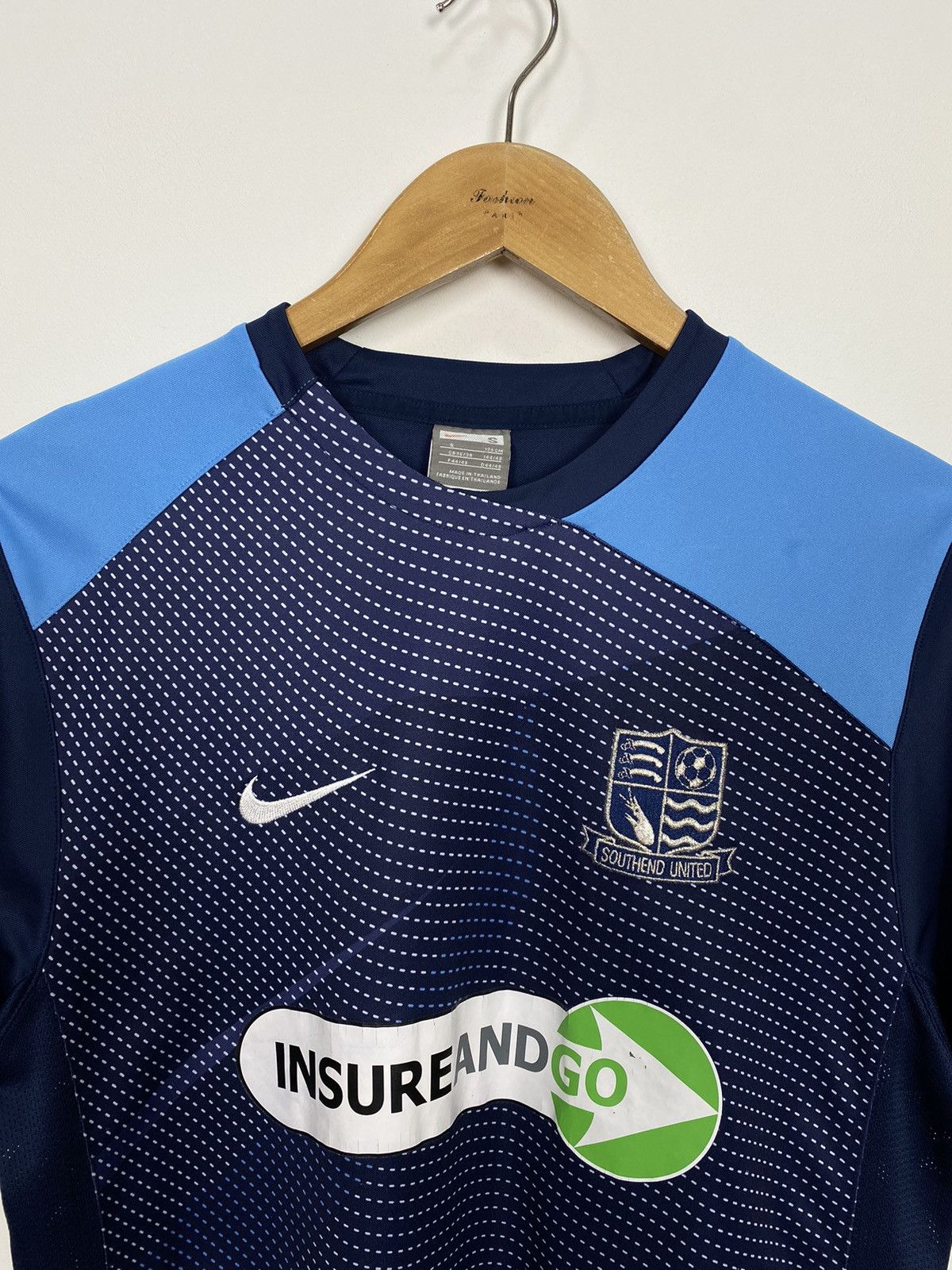 Vintage Southend United Home Football Jersey Shirt 2008-2009 Size S Size US S / EU 44-46 / 1 - 2 Thumbnail