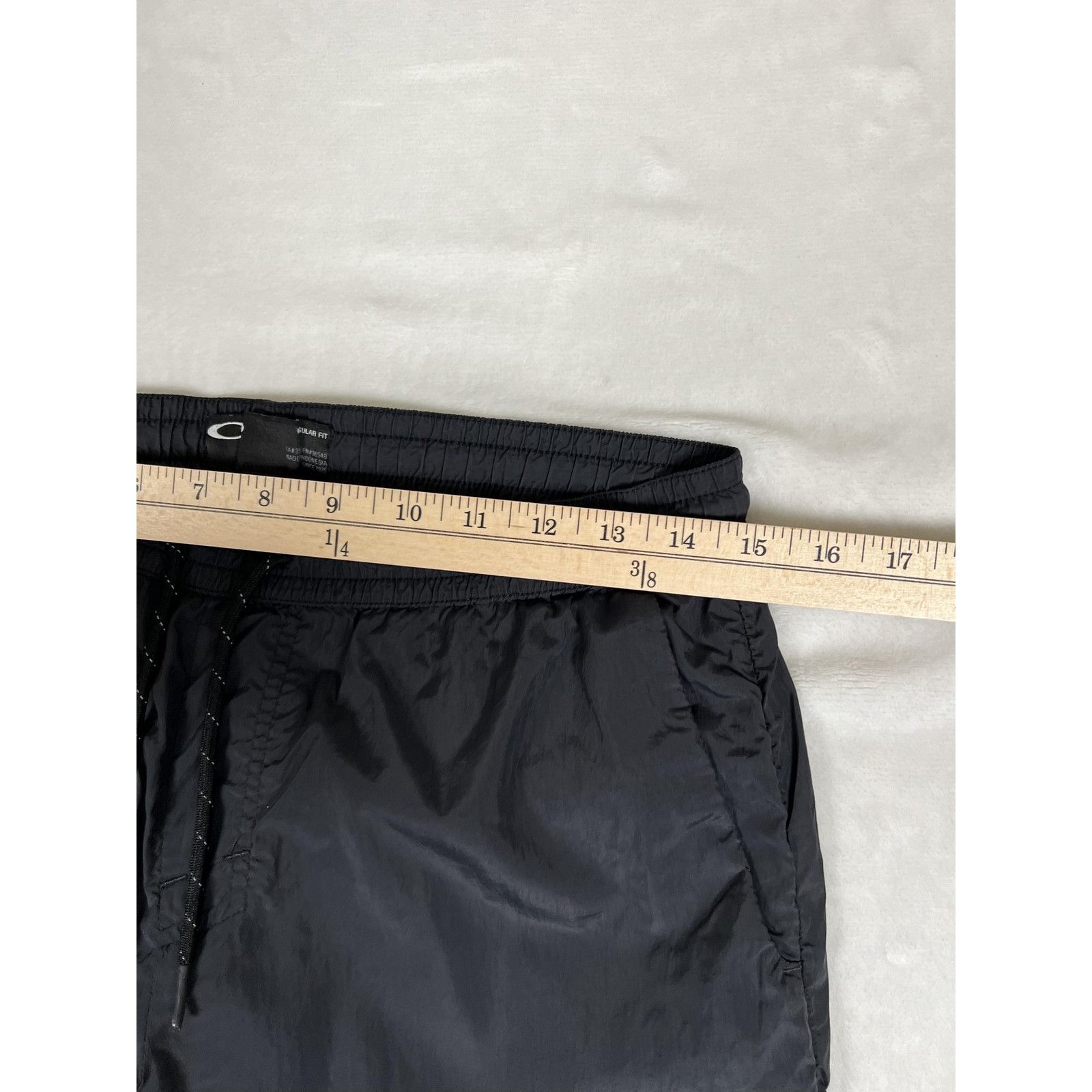 Oakley VTG Oakley Jogger Pants Mens Small Black Nylon Elastic Cuff Size US 28 / EU 44 - 3 Thumbnail